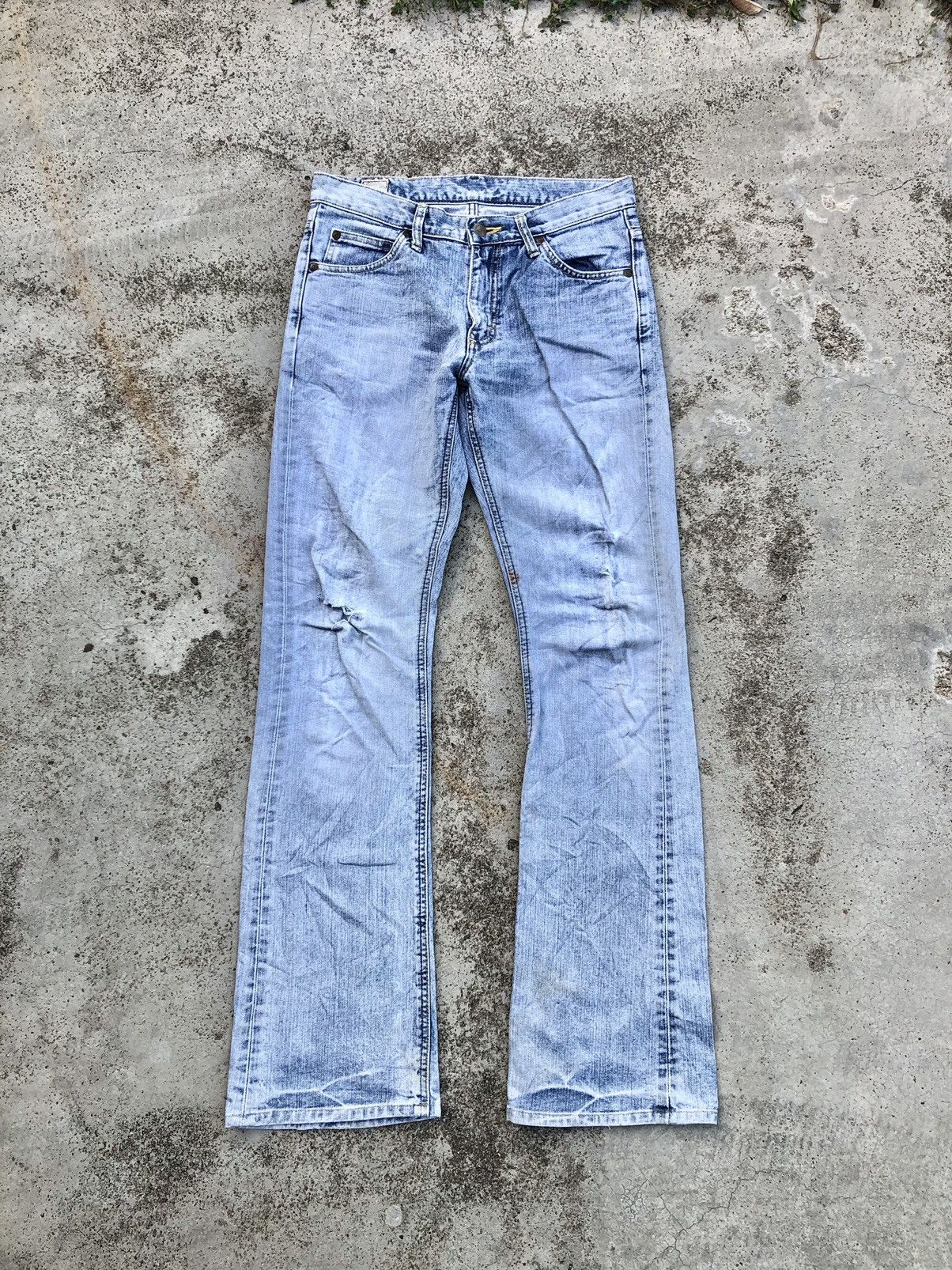 Lee FLARED DISTRESSED DENIM BY LEE Size US 30 / EU 46 - 1 Thumbnail