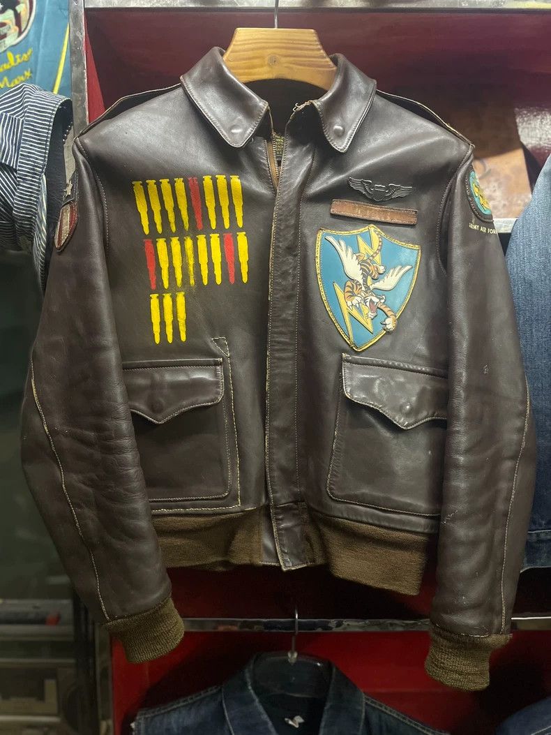 The Real McCoy's The Real McCoys Co. WWII Flying Tiger 23rd Type A-2 Flight Size US M / EU 48-50 / 2 - 1 Thumbnail