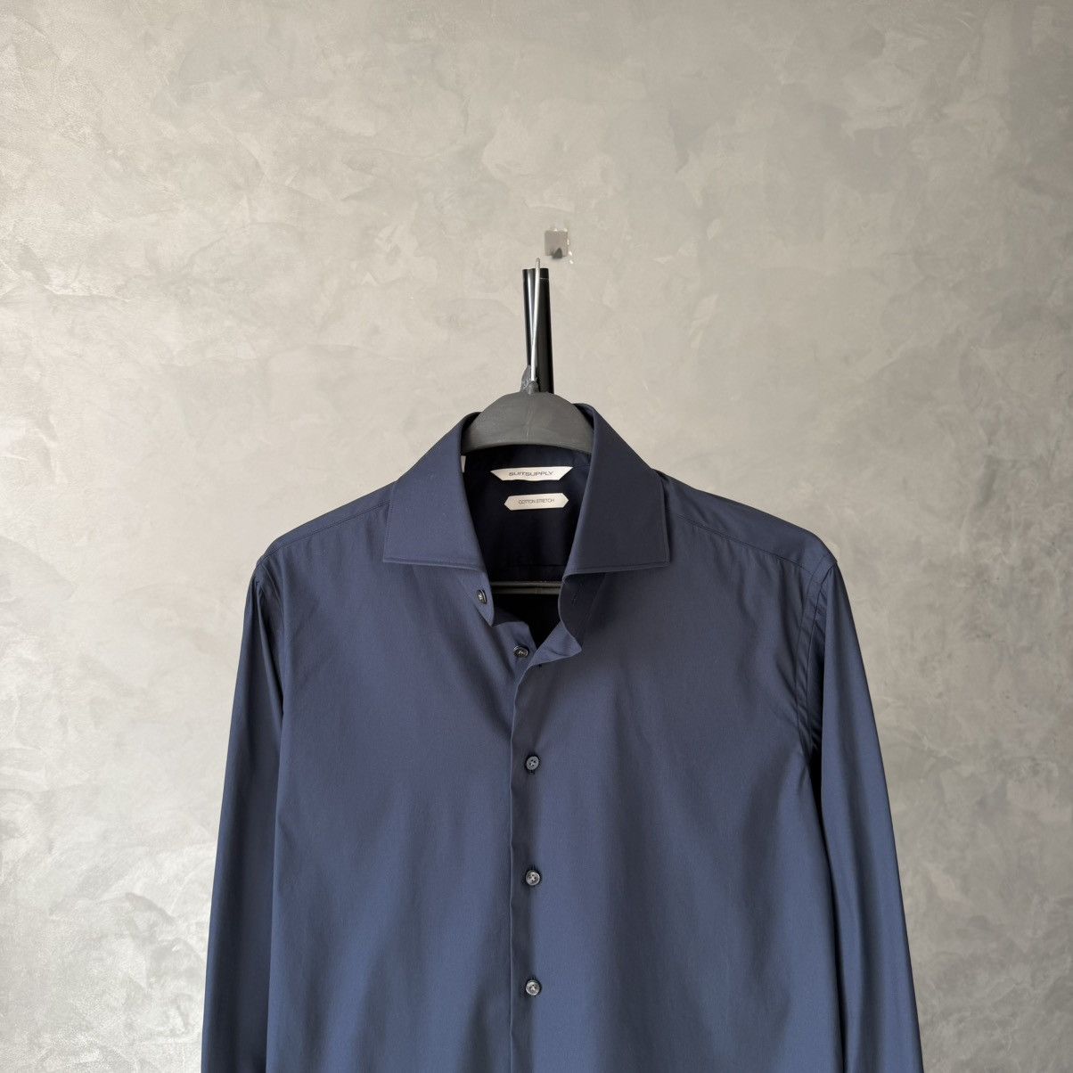 Suitsupply Suitsupply Cotton Stretch Extra Slim Fit Navy Shirt Size US S / EU 44-46 / 1 - 1 Thumbnail