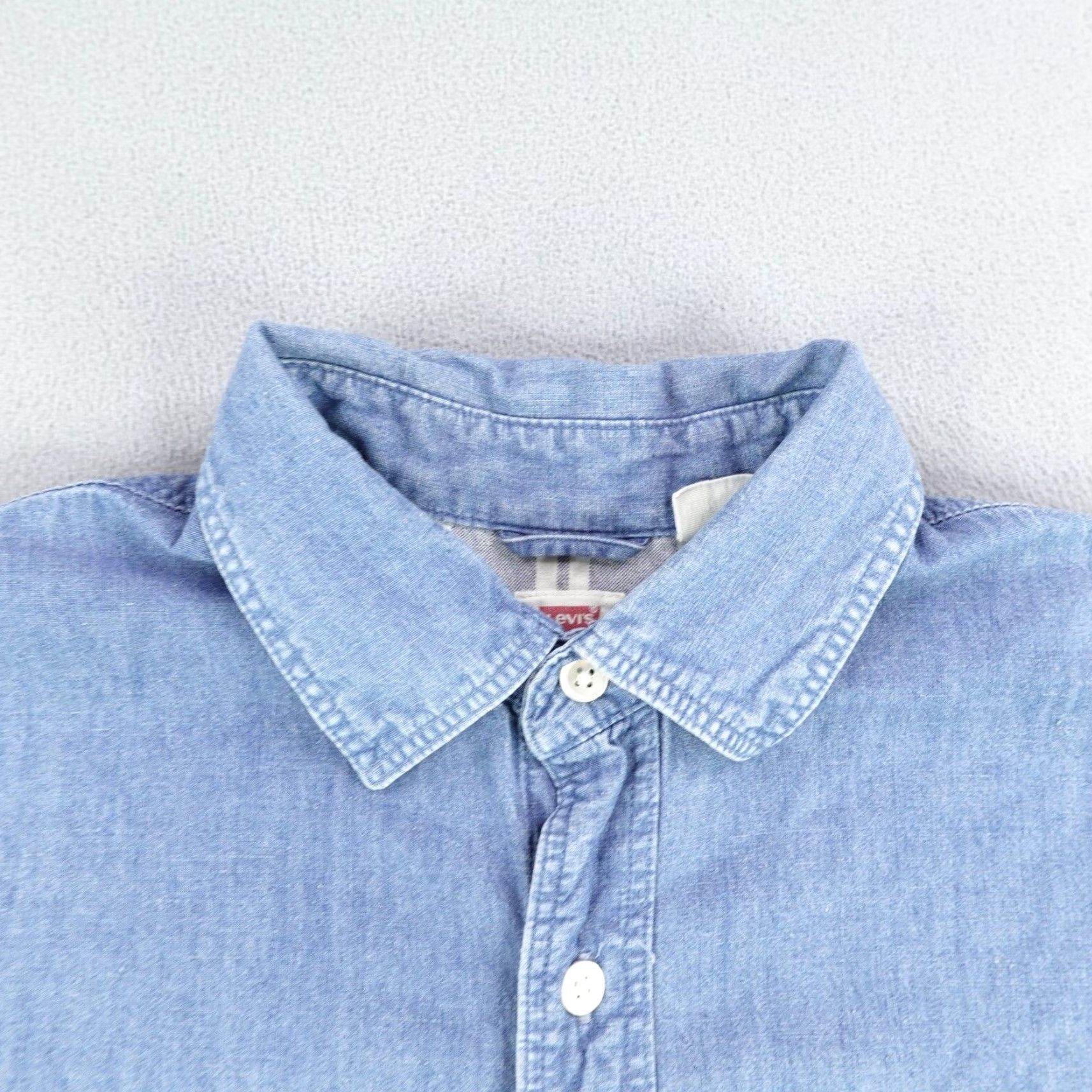 Levi's VINTAGE Levi's Shirt Mens M Blue Chambray Button-Up Workwear Embroidered Oversized Pockets 90s Mens Size US M / EU 48-50 / 2 - 2 Thumbnail