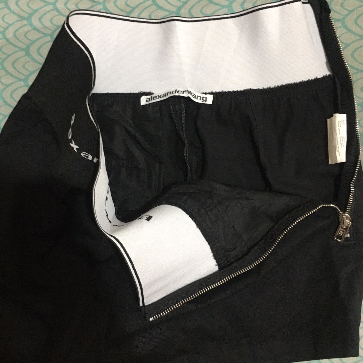 Alexander Wang ALEXANDER WANG SAFARI LOGO SHORT Size 26" / US 2 / IT 38 - 6 Thumbnail