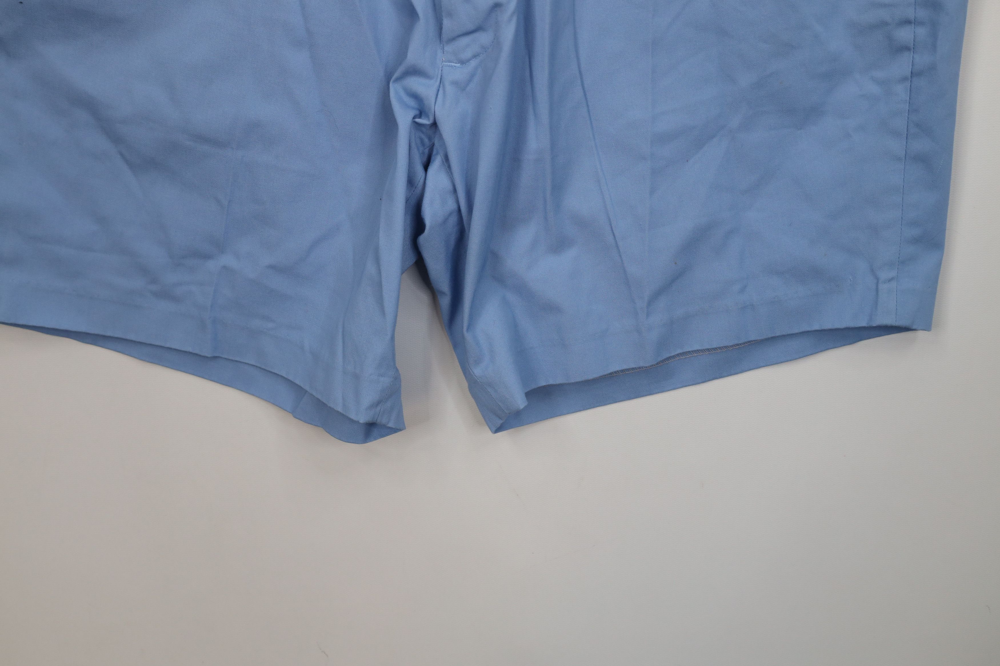 Vintage Vintage 70s Streetwear Above Knee Chino Shorts Carolina Blue Size US 36 / EU 52 - 4 Thumbnail