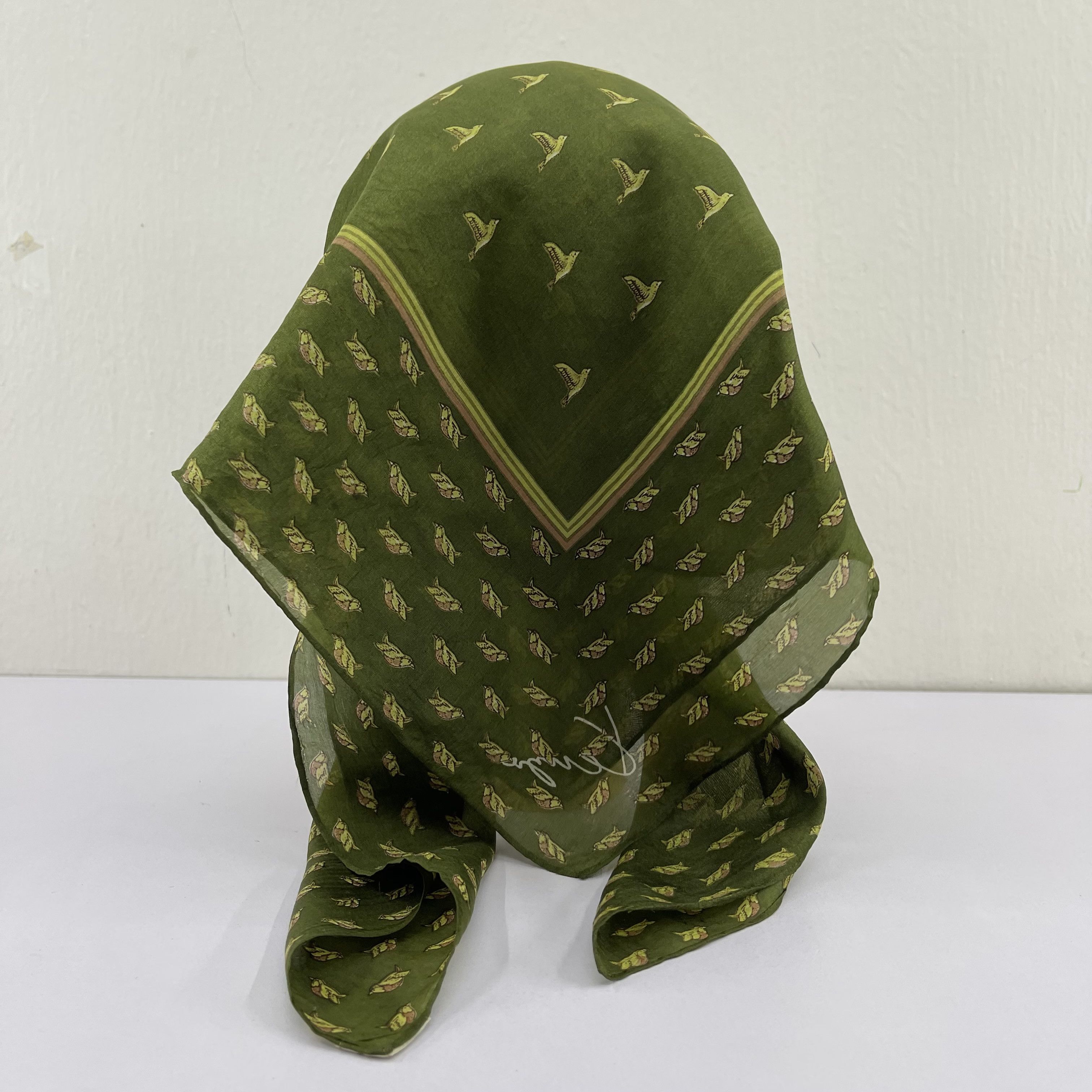 Kenzo Vintage Kenzo Silk Scarf - S7024 Size ONE SIZE - 3 Thumbnail