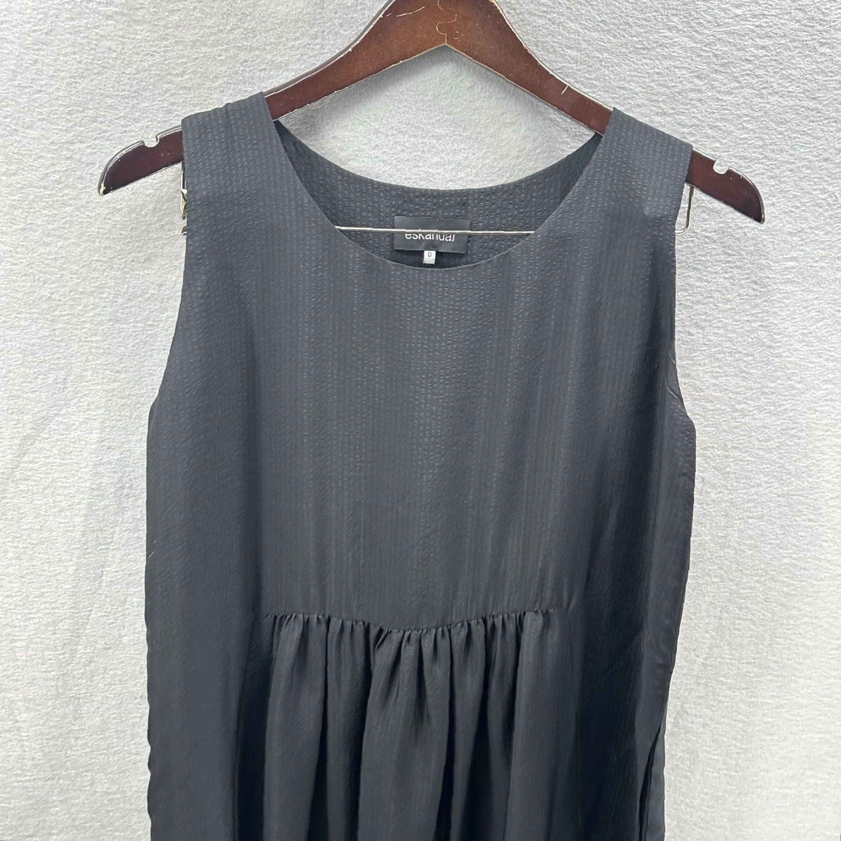 eskandar VINTAGE Eskandar Silk Dress Women Midi Sleeveless Black Lightweght Pockets Bohemian Art 2020s Womens Size S / US 4 / IT 40 - 3 Thumbnail