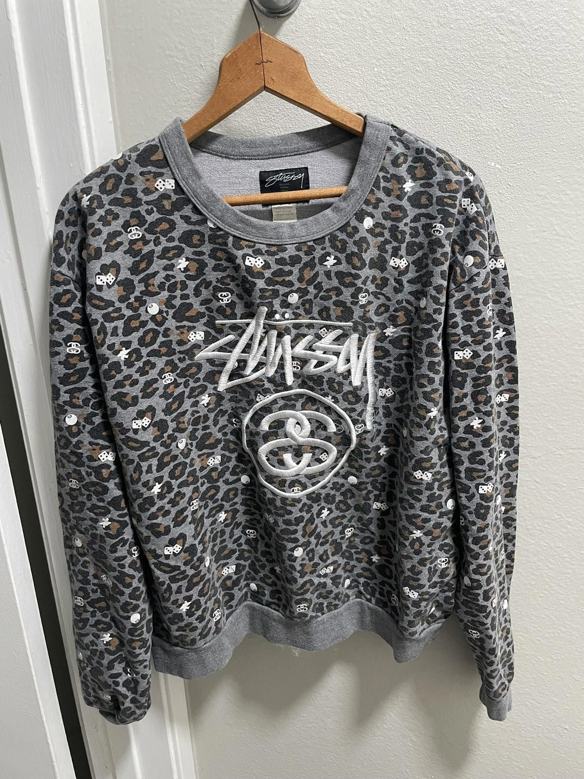STÜSSY  WENDEL PAISLEY TERRY CREW Stussy Wendel Paisley Crew Neck Sweatshirt | Urban Outfitters