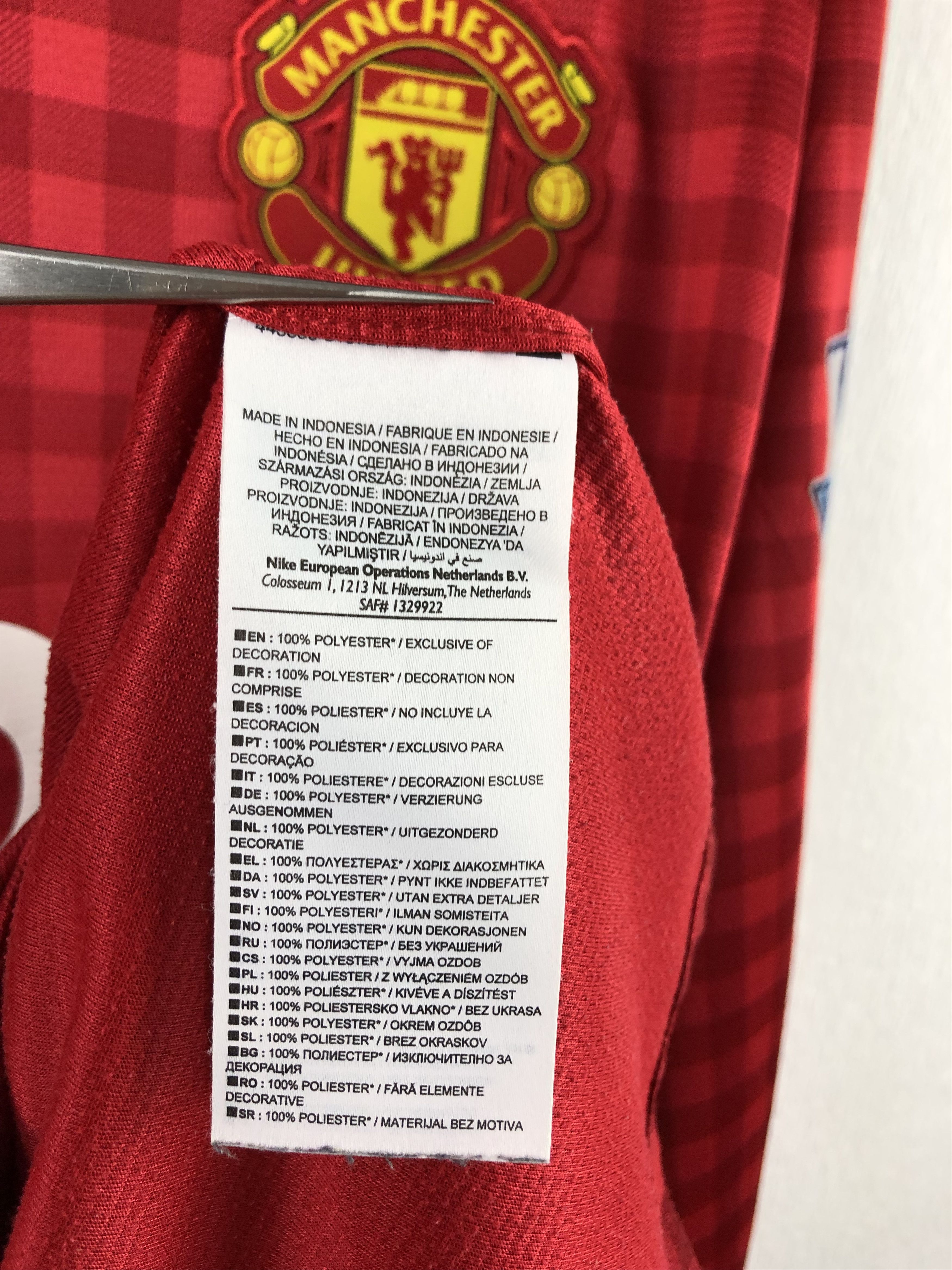 Nike Manchester United shirt 2012 Soccer #20 v. Persie Jersey Size US XL / EU 56 / 4 - 14 Thumbnail
