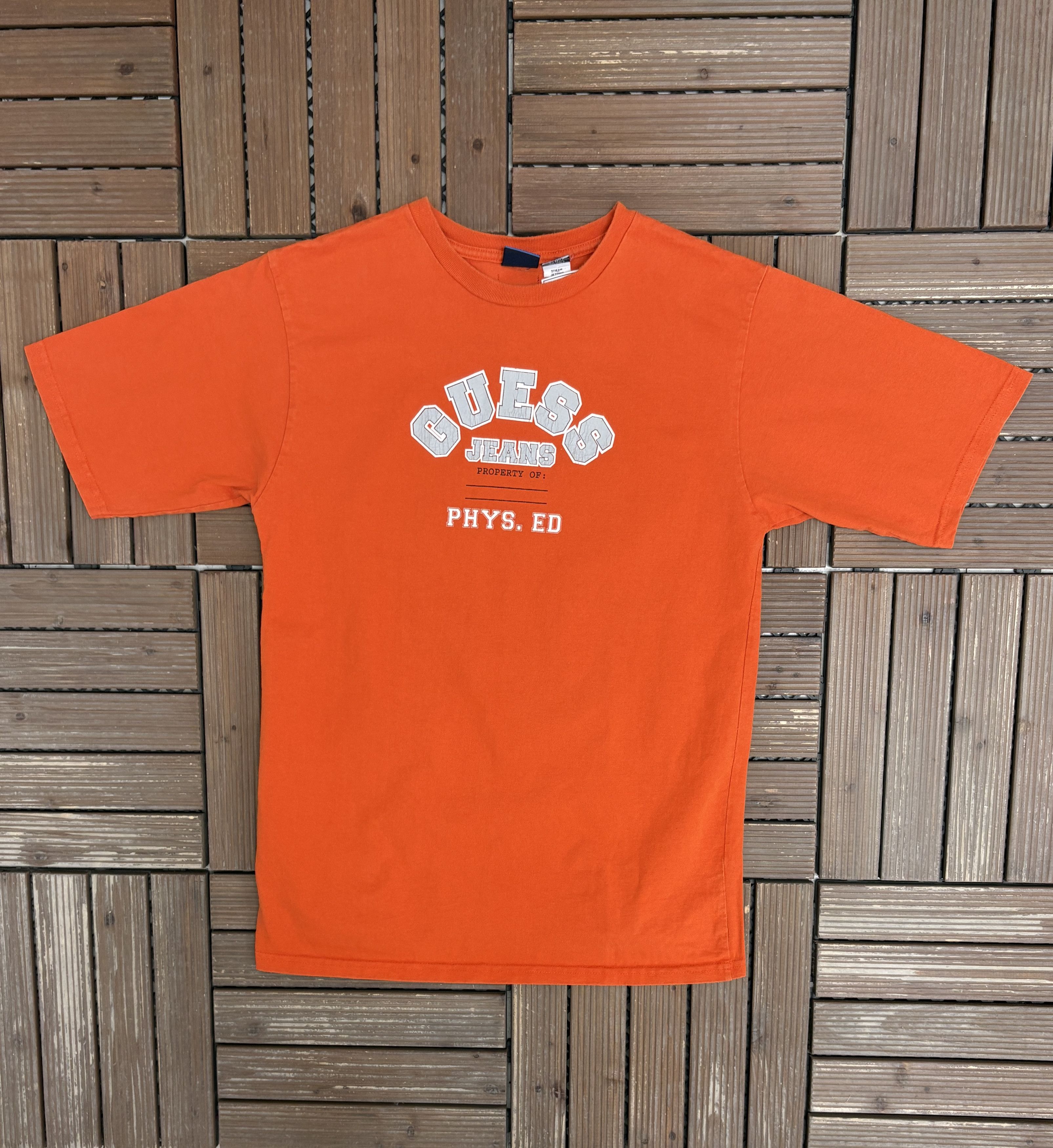 Vintage Guess Jeans Phys. Ed Vintage Orange T-Shirt Tee Size US M / EU 48-50 / 2 - 1 Thumbnail
