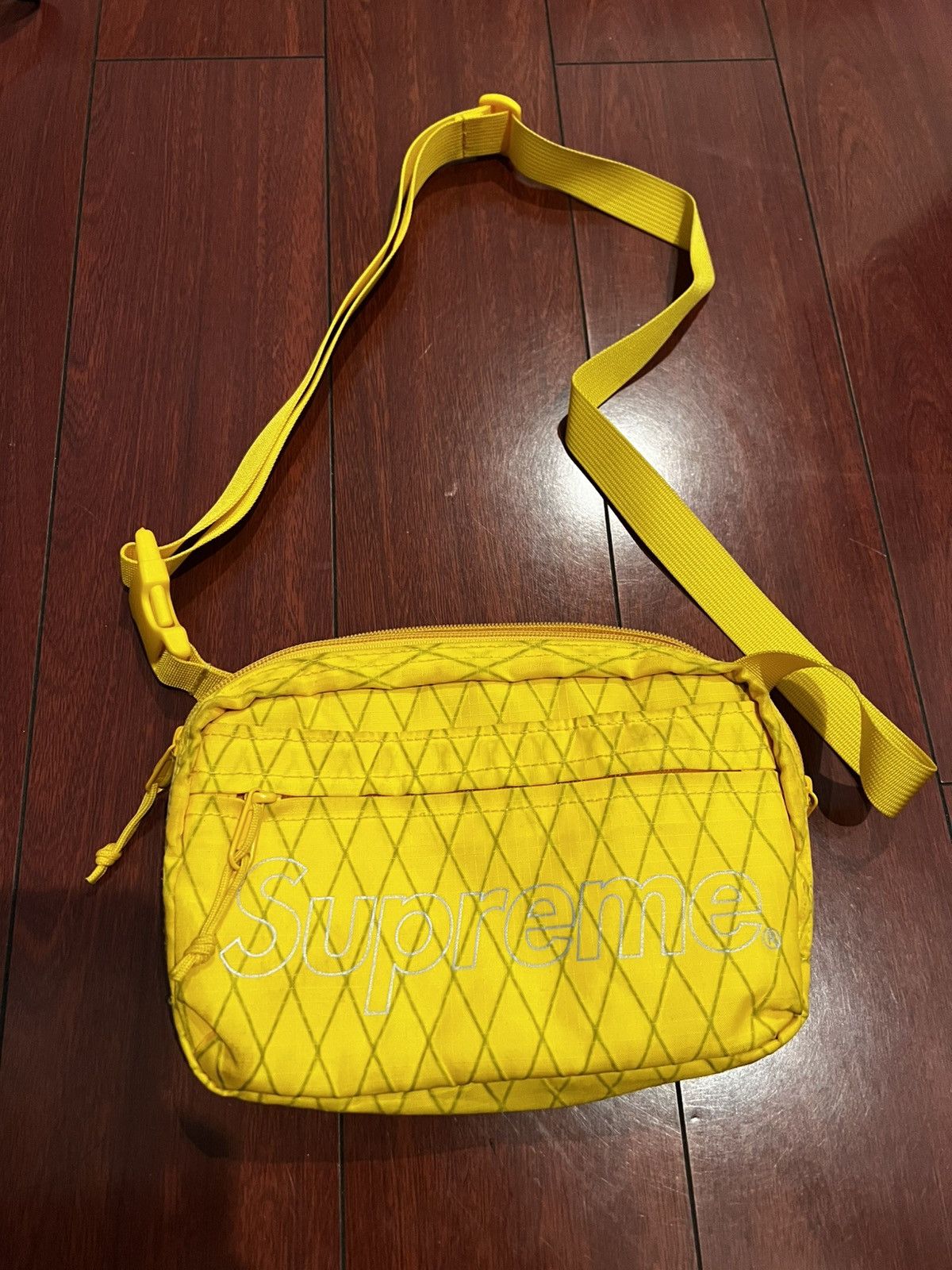 Supreme Shoulder Bag Fw18 Yellow, Men's