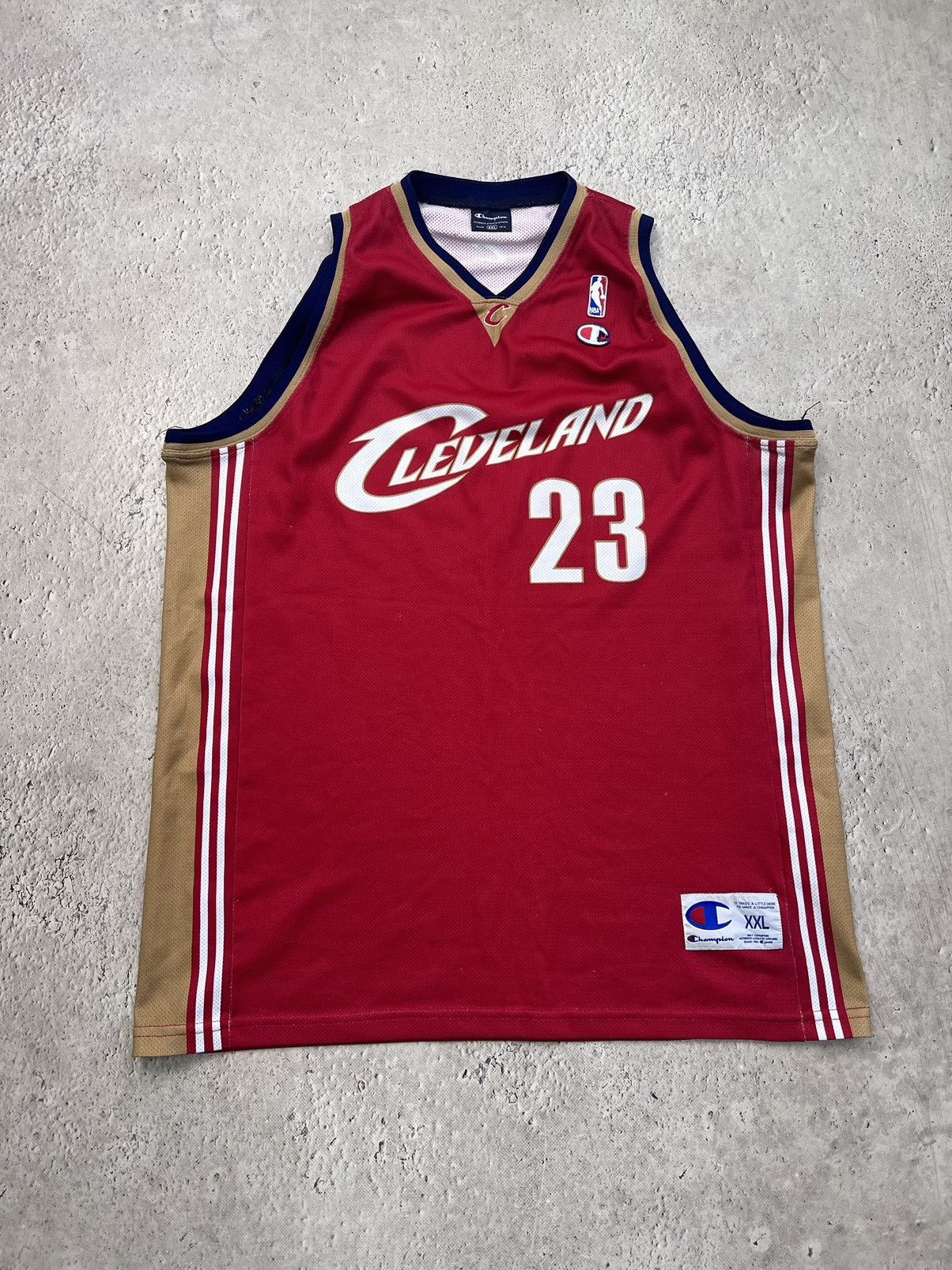 Champion × NBA × Vintage NBA Champion jersey/short Clevland Cavaliers Lebron James Size US XL / EU 56 / 4 - 14 Thumbnail