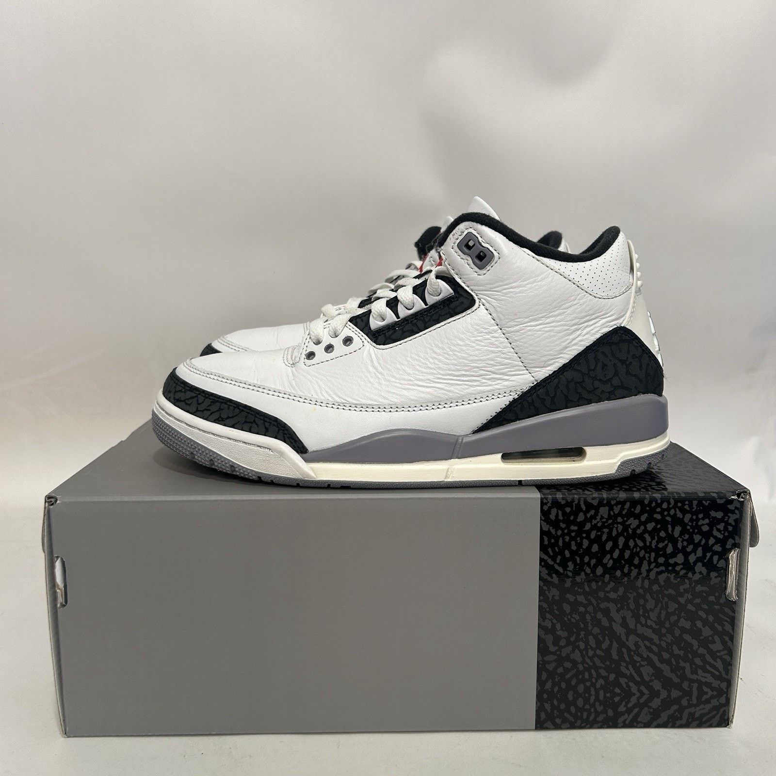 Jordan Brand Nike Air Jordan 3 Retro OG “Cement Grey” Size US 8.5 / EU 41-42 - 6 Thumbnail