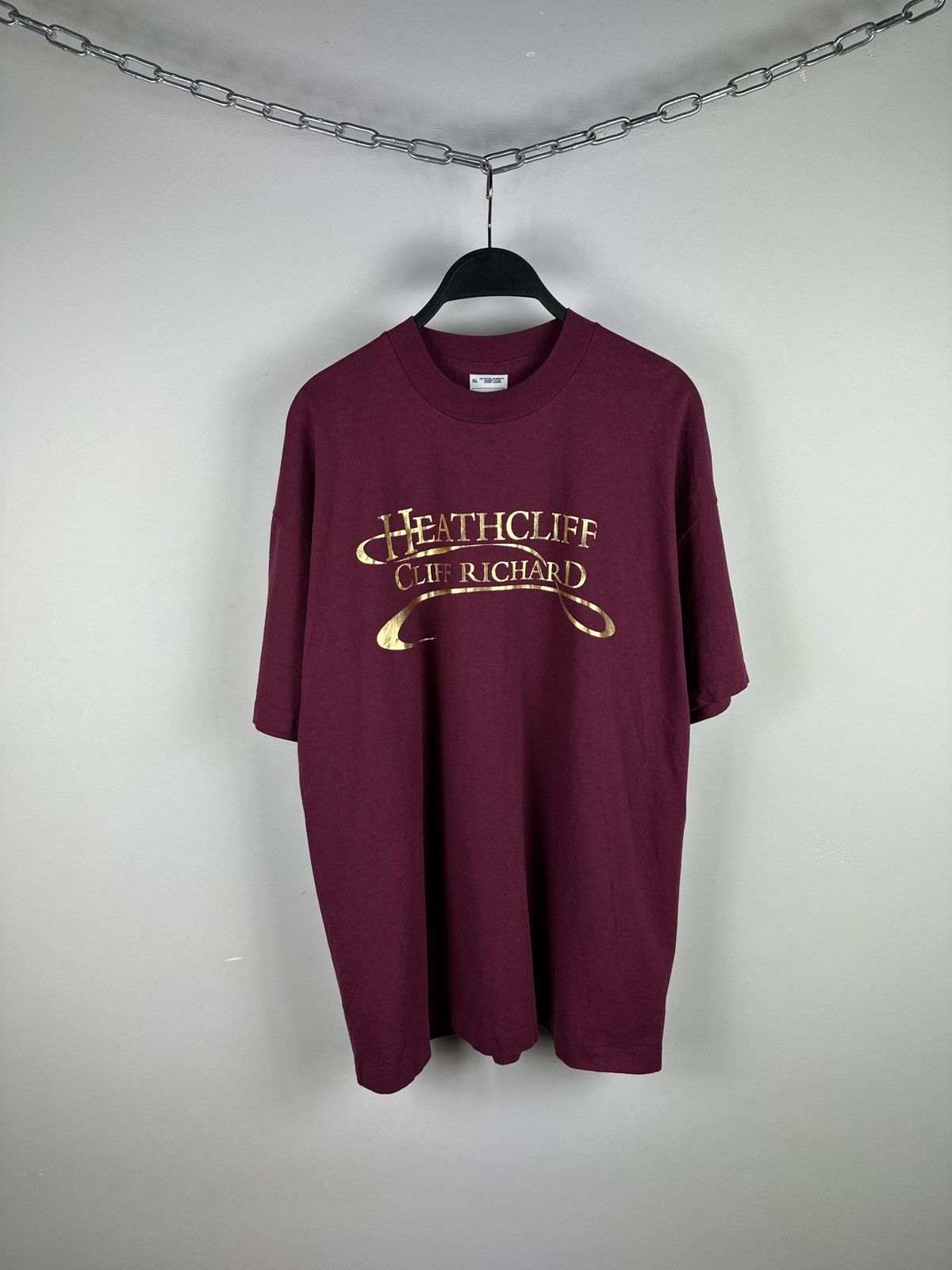Band Tees × Vintage Vintage 90’s Heathcliff Cliff Richard Single Stitch T-shirt Size US XL / EU 56 / 4 - 1 Thumbnail