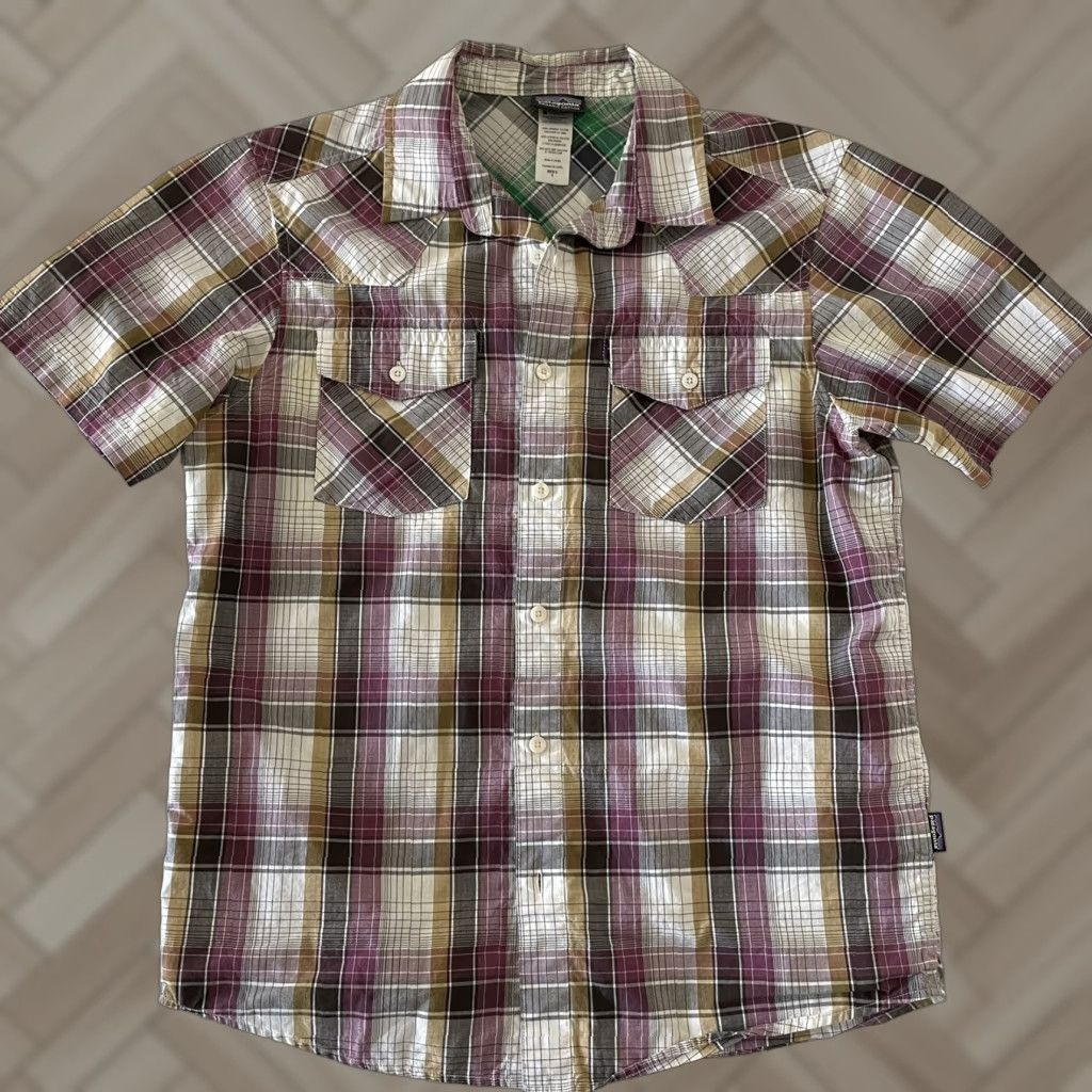 Patagonia Patagonia Shirt Short Sleeve Button-Up Plaid Purple S Mens Small Organic Size US S / EU 44-46 / 1 - 1 Thumbnail
