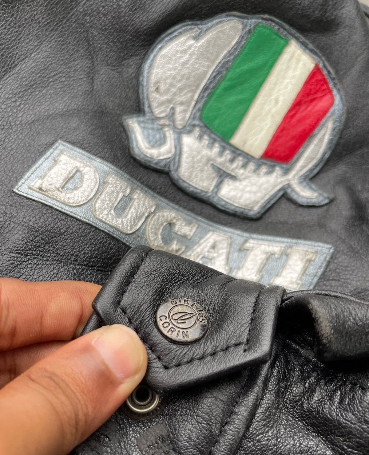 Ducati × Kadoya 🔥RARE🔥 DUCATI ITALY BY KADOYA GENUINE LEATHER RAIDER JACKET Size US M / EU 48-50 / 2 - 22 Thumbnail