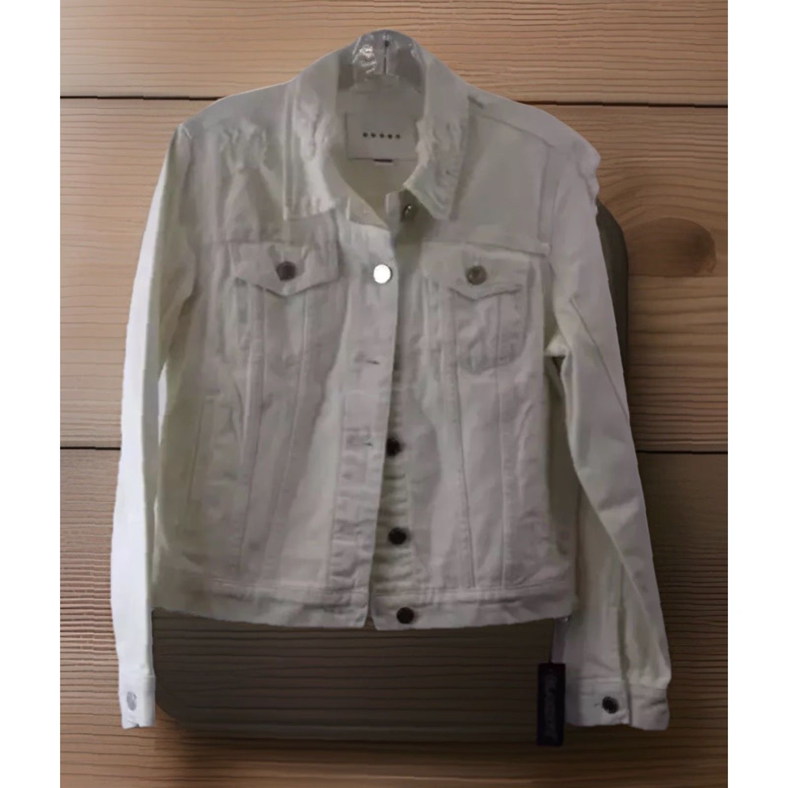 Vintage NEW BlankNYC Women's Distressed ButtonUp White Denim Jacket Size S Size S / US 4 / IT 40 - 2 Thumbnail