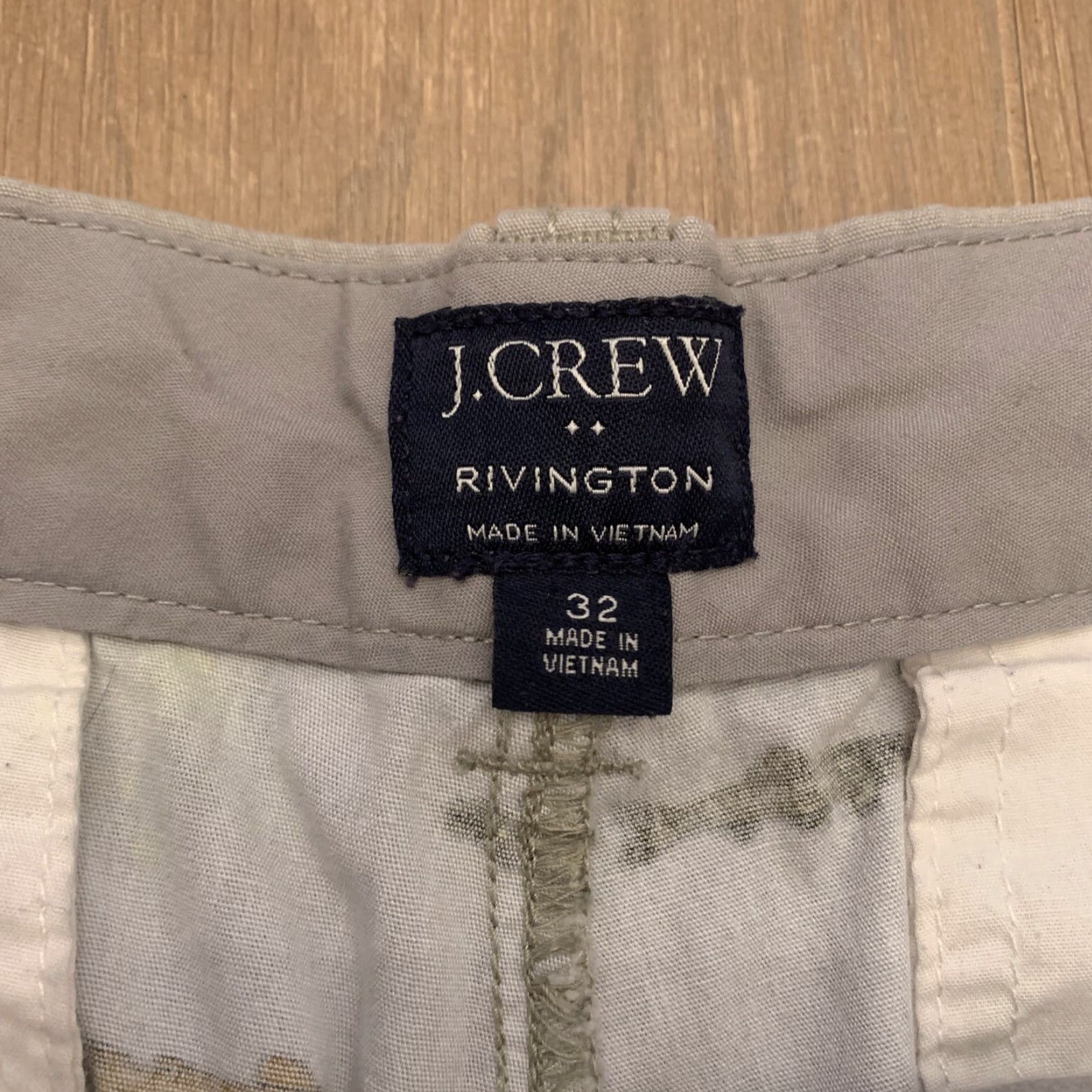 J.Crew J.CREW Chino Shorts Mens Size 32 Flat Front Green Fishing Outdoor Casual Size US 32 / EU 48 - 3 Thumbnail