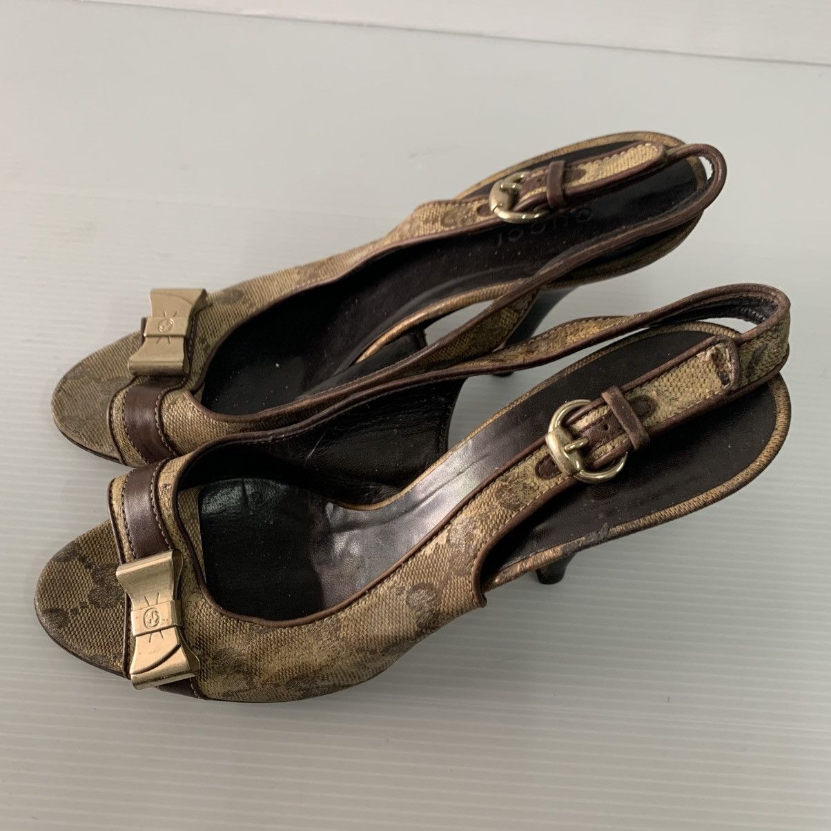 Gucci Gucci Monogram Heels Size US 6.5 / IT 36.5 - 2 Thumbnail