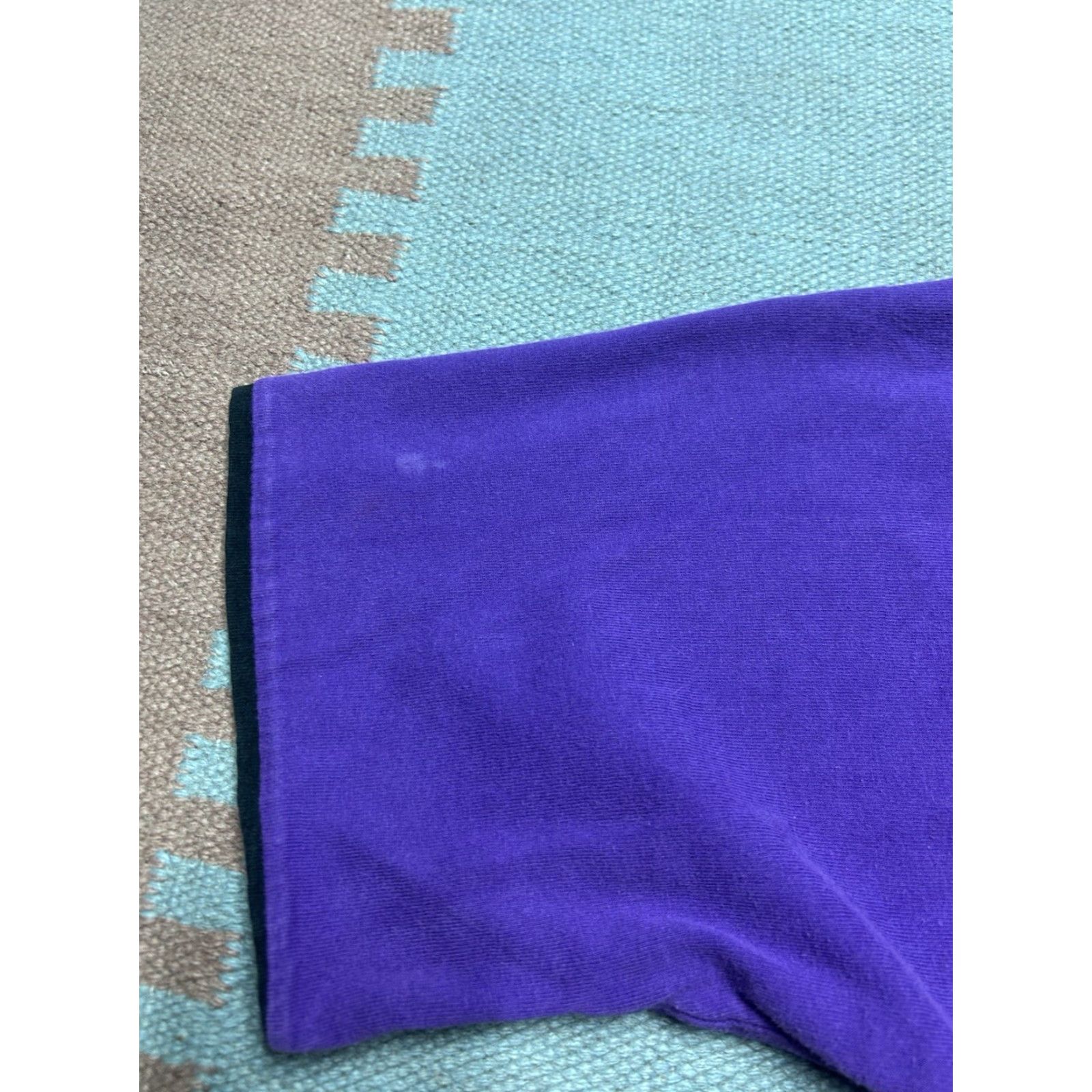 Fruit Of The Loom VINTAGE 90s Fruit of the Loom T-Shirt Purple Plum Cotton Adult XL Men Size US XL / EU 56 / 4 - 5 Thumbnail