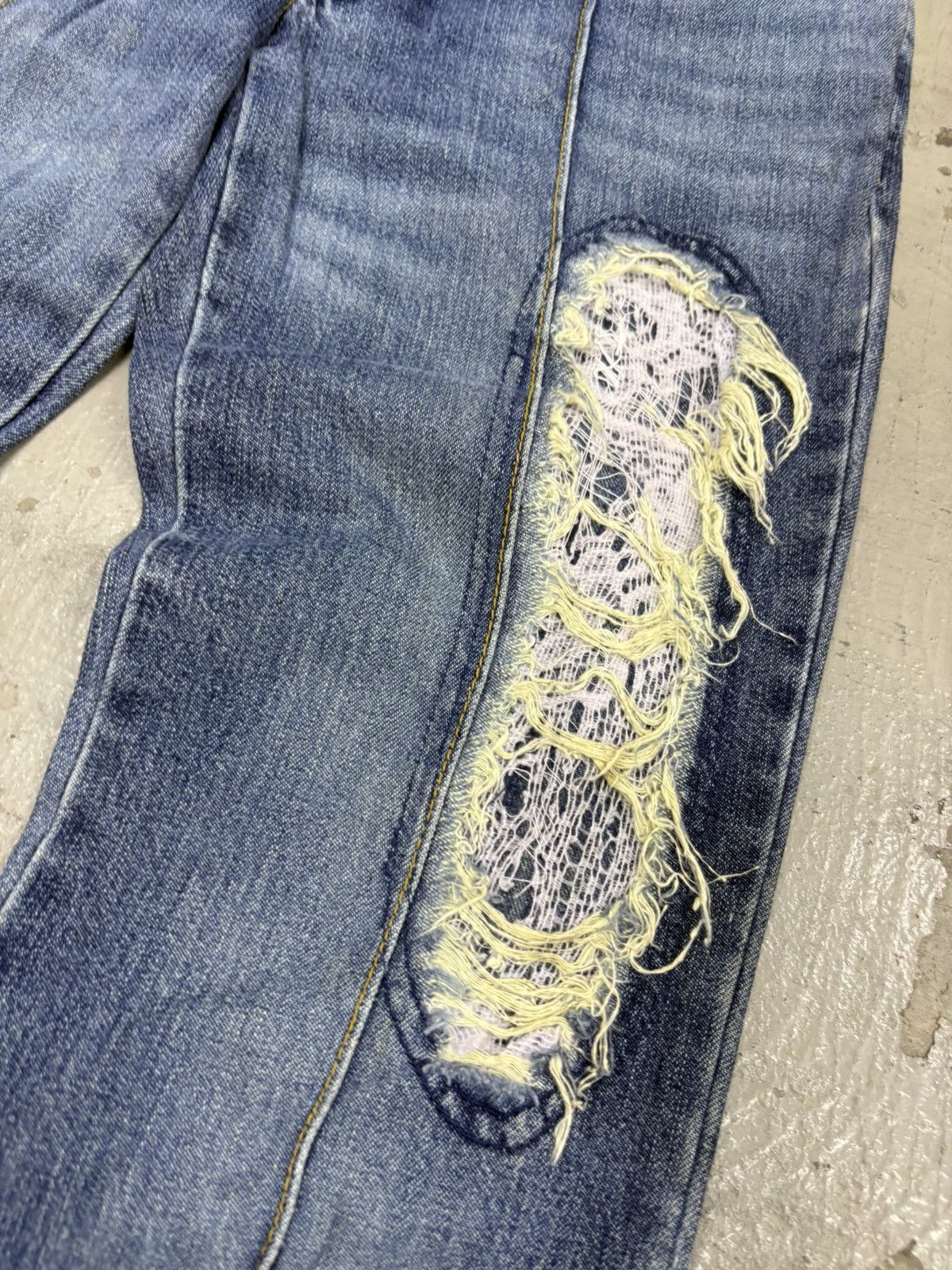 If Six Was Nine Beast Flared Distress Denim Jeans Size US 28 / EU 44 - 4 Thumbnail