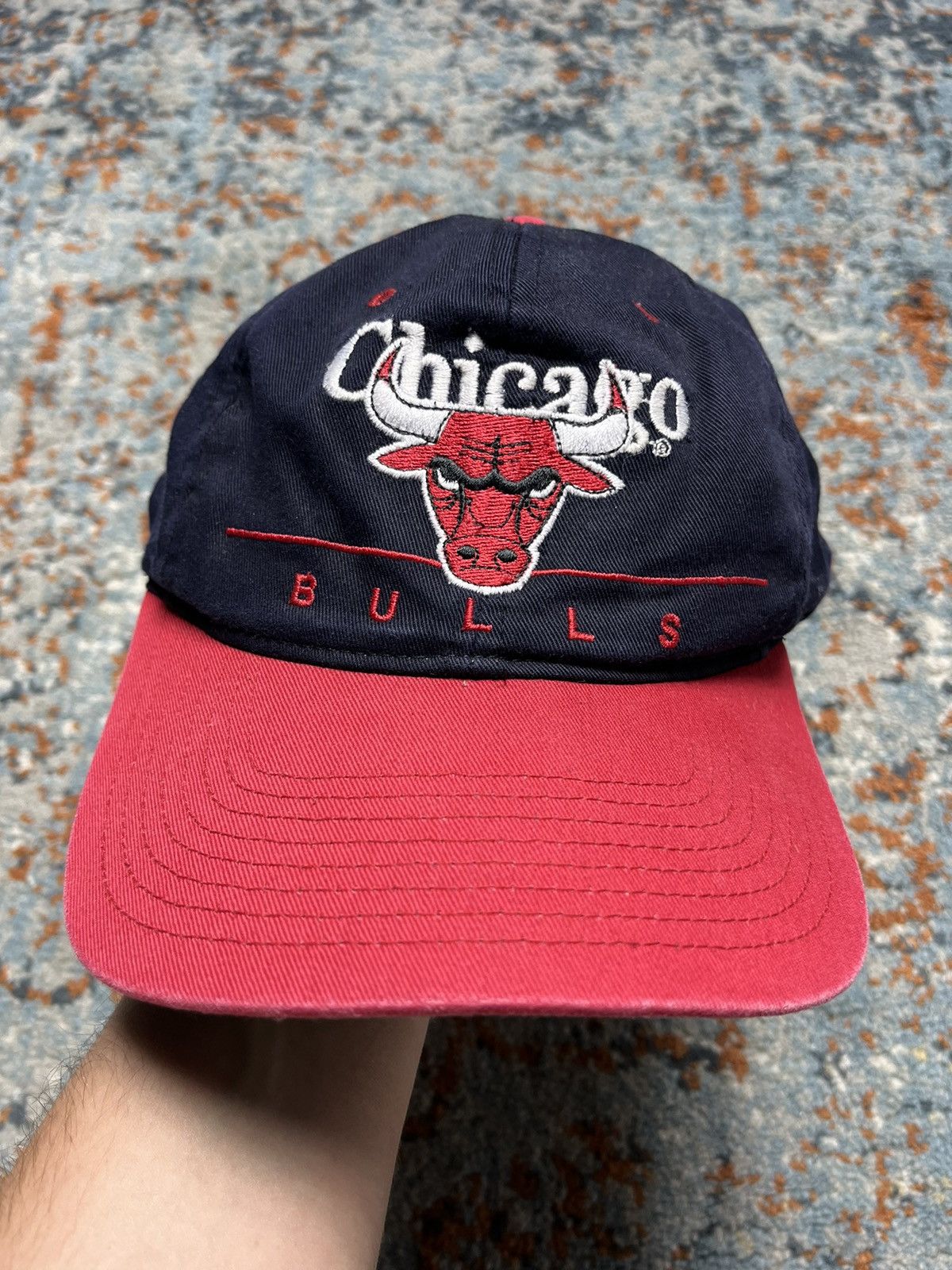NBA Vintage 90s NBA Chicago Bulls embroidered graphic hat Size ONE SIZE - 2 Thumbnail