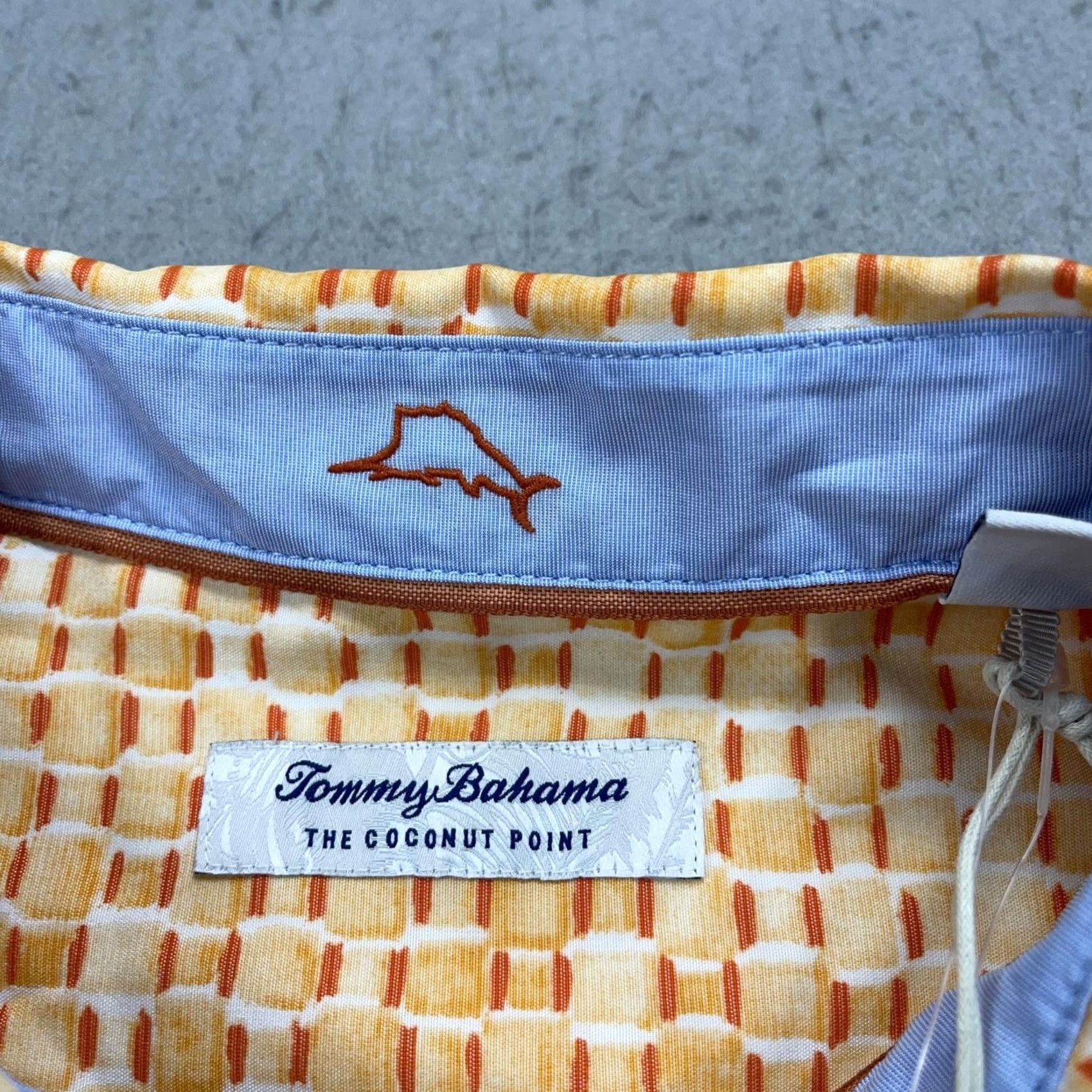 Tommy Bahama Tommy Bahama Shirt Mens L Orange Coconut Point Fade Away Geo IslandZone NWT Size US L / EU 52-54 / 3 - 4 Thumbnail