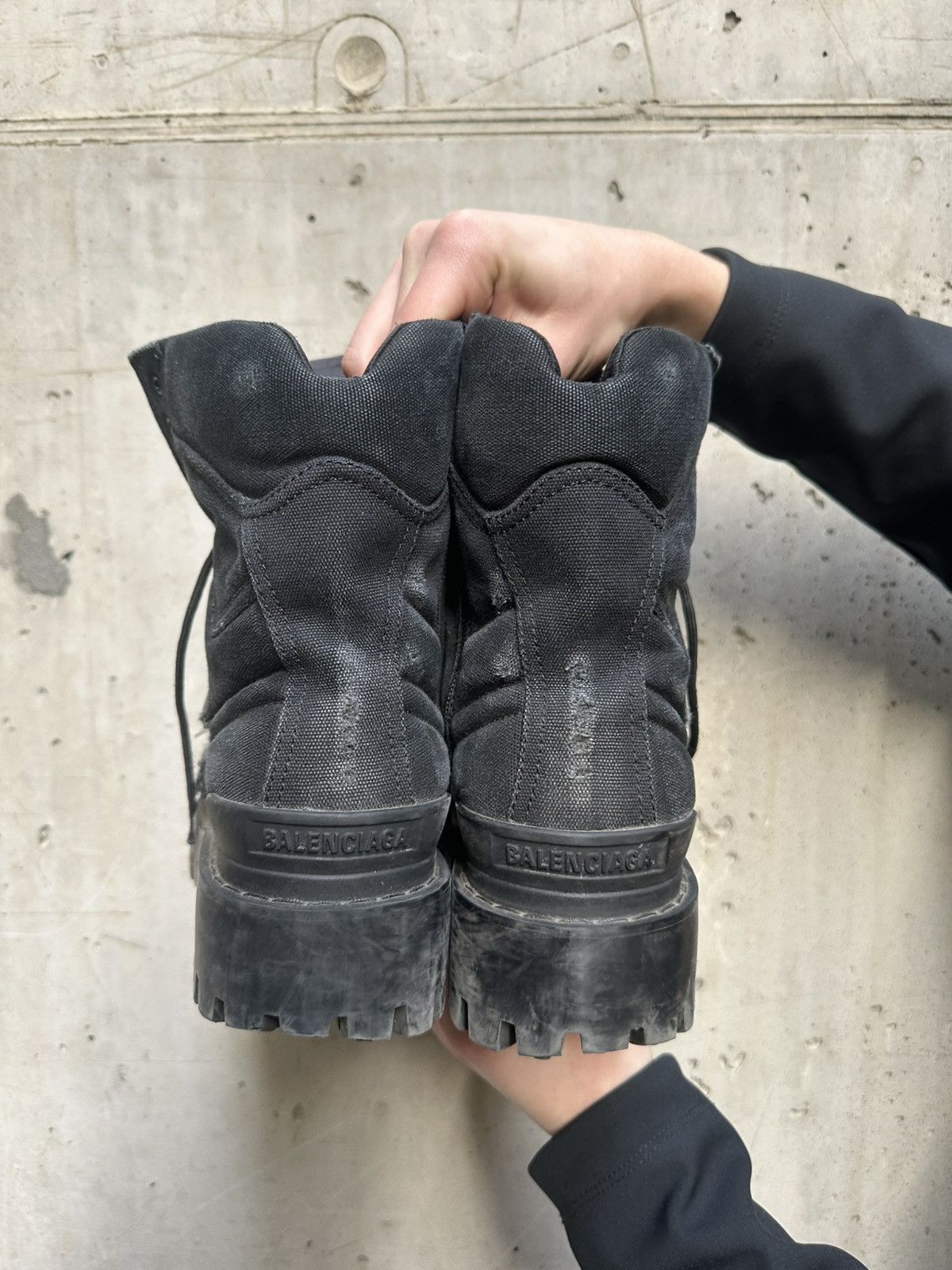 Balenciaga Balenciaga distressed strike boots Size US 7 / EU 40 - 6 Thumbnail