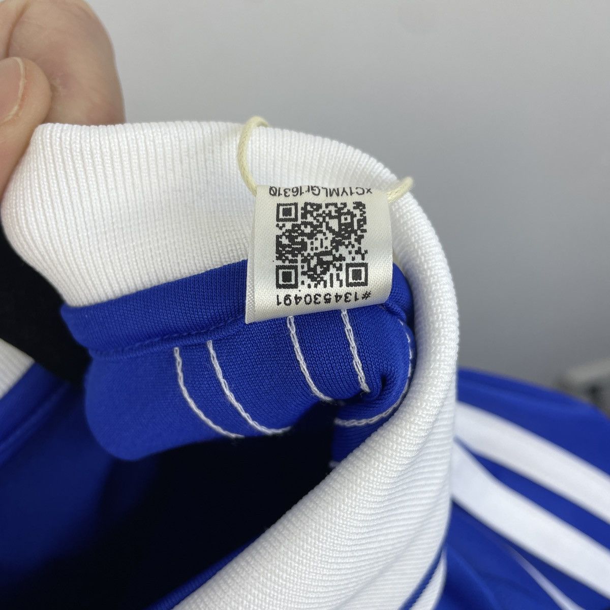 Adidas Schalke 04 Felipe Sanchez Home Adidas Jersey Shirt 2024/2025 Size US L / EU 52-54 / 3 - 9 Thumbnail