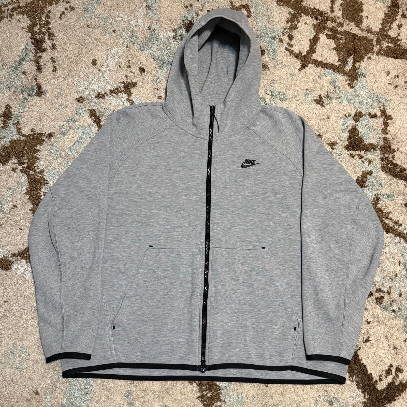 Nike Nike Tech Fleece Hoodie Womens Size 2XL Gray Streetwear Size XXL / US 16-18 / IT 52-54 - 1 Thumbnail