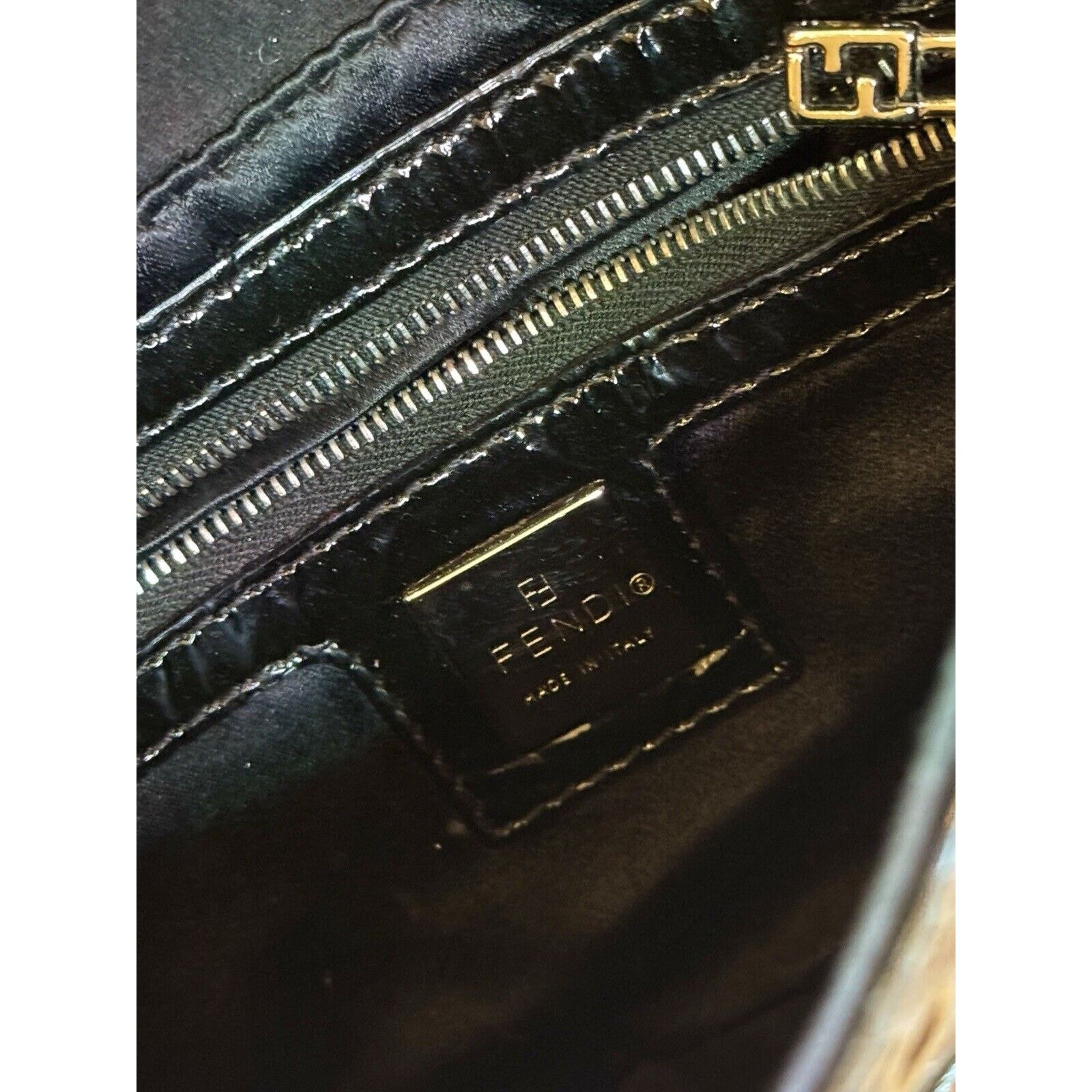 Fendi Vintage Rare Black Patent Leather FENDI BAGUETTE Handbag Size ONE SIZE - 21 Thumbnail