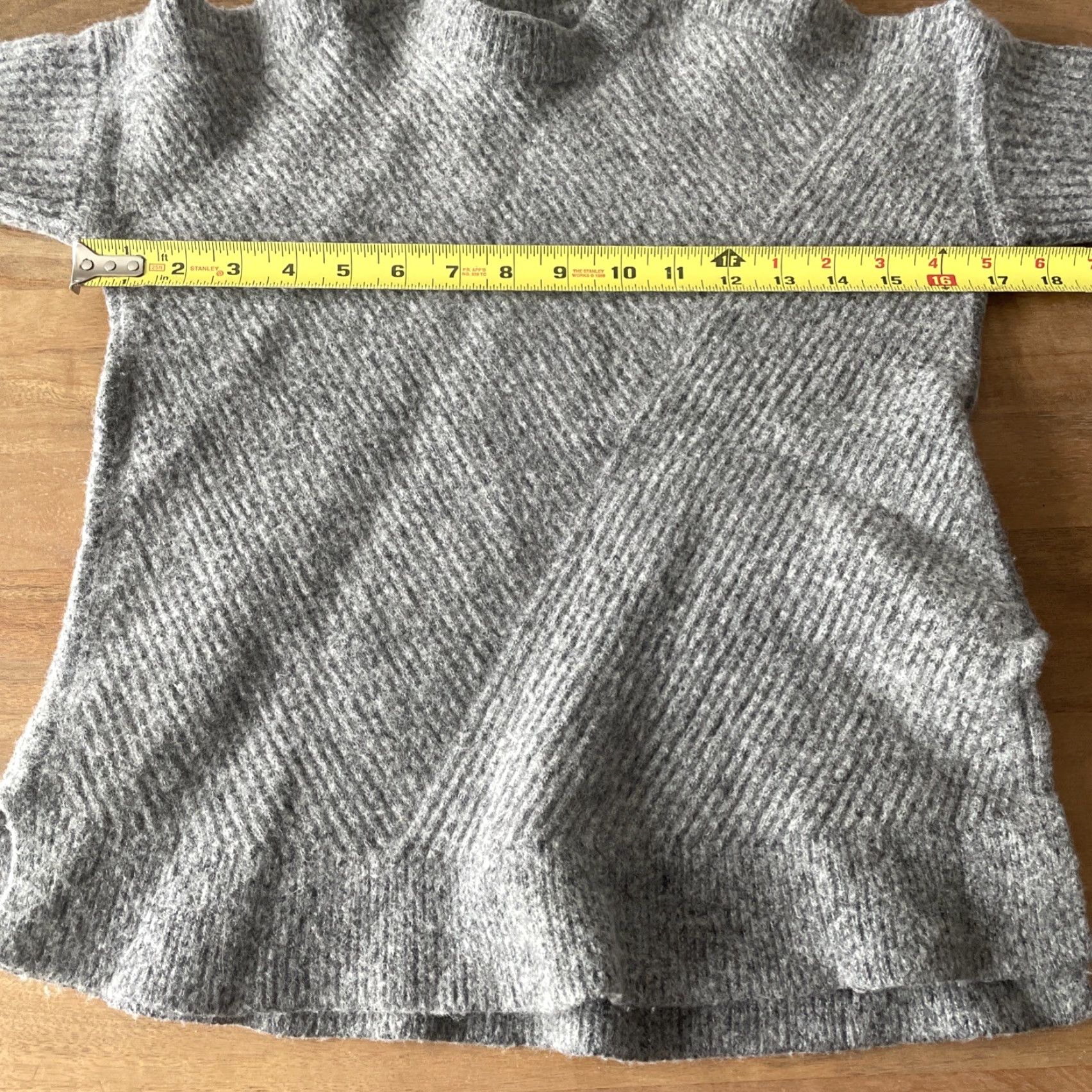 Allsaints VINTAGE? All Saints Gray Cold Shoulder Sweater Women’s XS Ribbed Knit Longsleeve Pullover Size XS / US 0-2 / IT 36-38 - 7 Thumbnail
