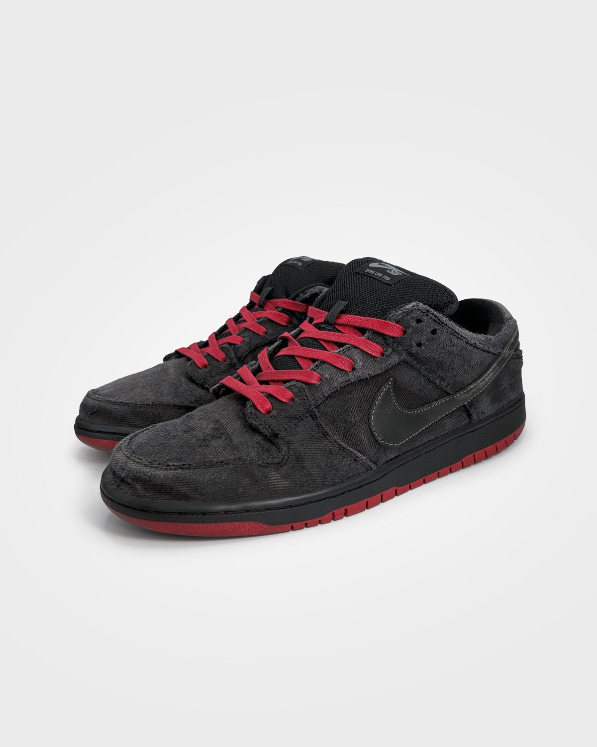 Levi's × Nike Nike SB, 2012 Levis Dunk Low Size US 10.5 / EU 43-44 - 2 Thumbnail