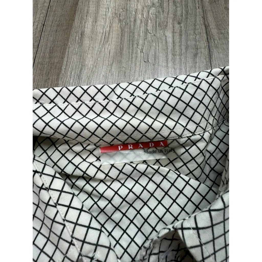 Prada Prada Red tab shirt Size: L Size US L / EU 52-54 / 3 - 4 Thumbnail