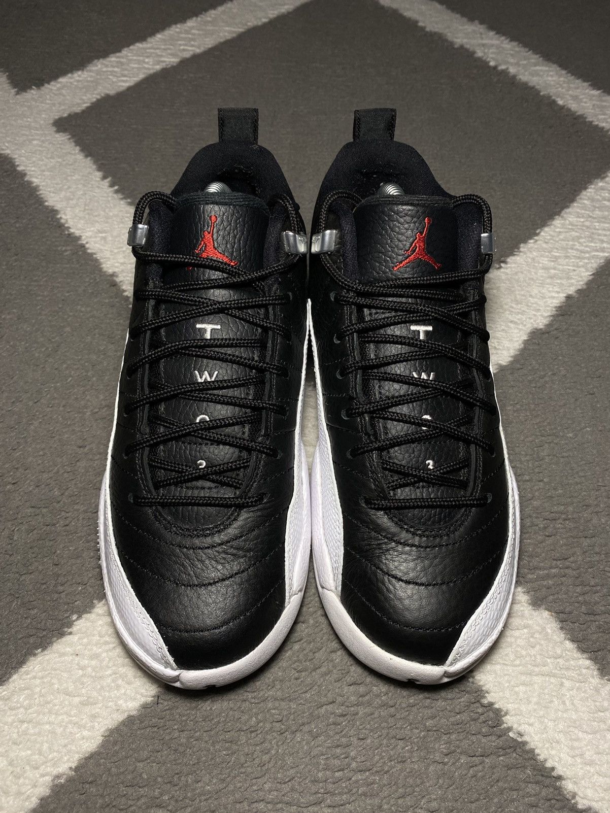 Jordan Brand × Nike Nike Air Jordan 12 Retro Low Playoffs (GS) 2017 sneakers Size US 6.5 / IT 36.5 - 3 Thumbnail