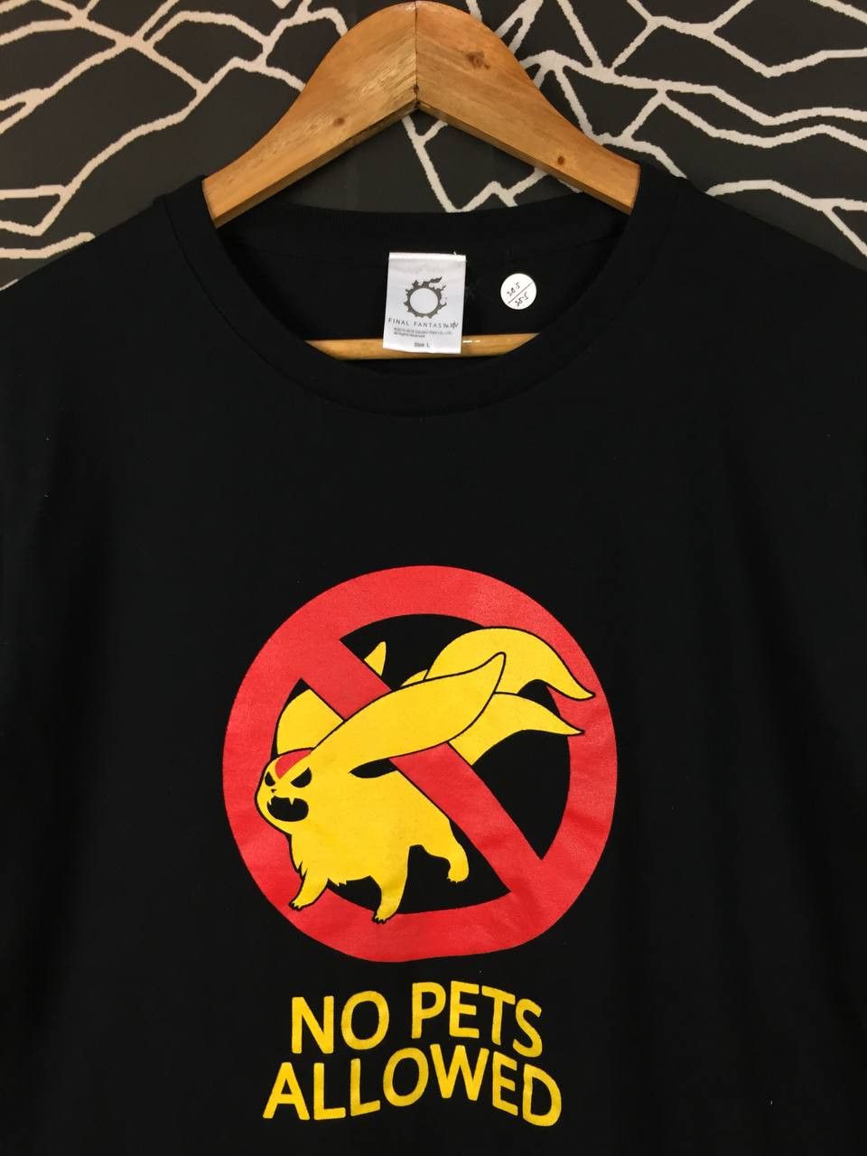 Japanese Brand Final Fantasy XIV Carbuncle No Pets Allowed Promo Tee Size US M / EU 48-50 / 2 - 3 Thumbnail