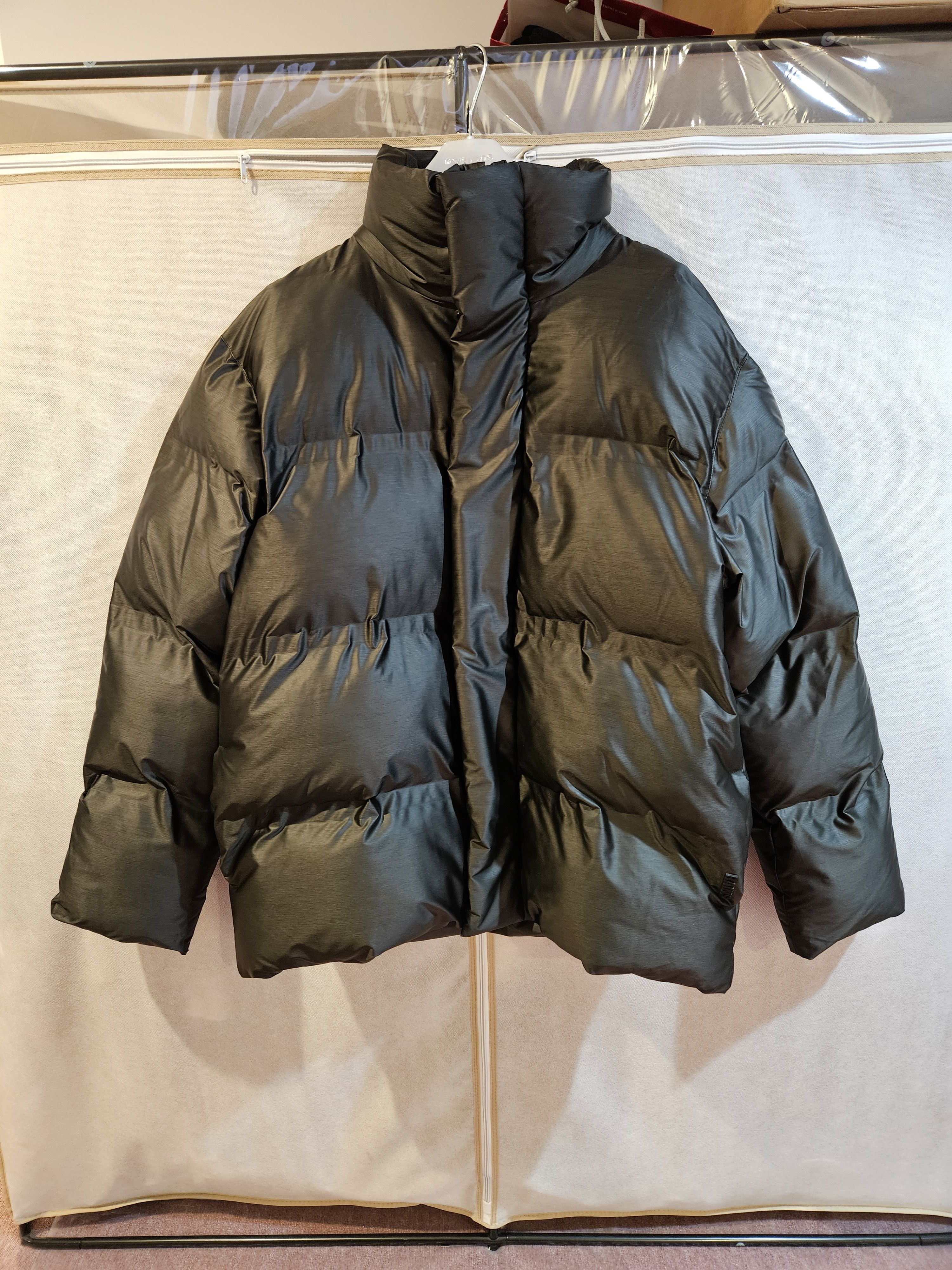 Rains Black Bator Puffer Jacket Size US L / EU 52-54 / 3 - 4 Thumbnail