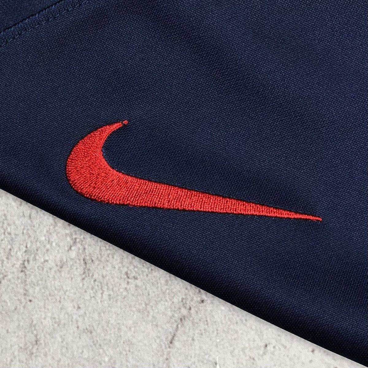 Nike Paris Saint-Germain PSG 2023-2024 Nike Home Soccer Jersey Size US M / EU 48-50 / 2 - 14 Thumbnail