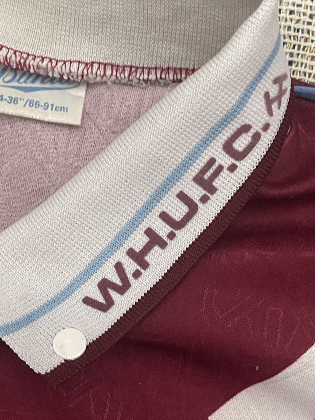 Vintage 🔥RARE 1992-1993 Vintage West Ham United Home Soccer Jersey Size US S / EU 44-46 / 1 - 4 Thumbnail