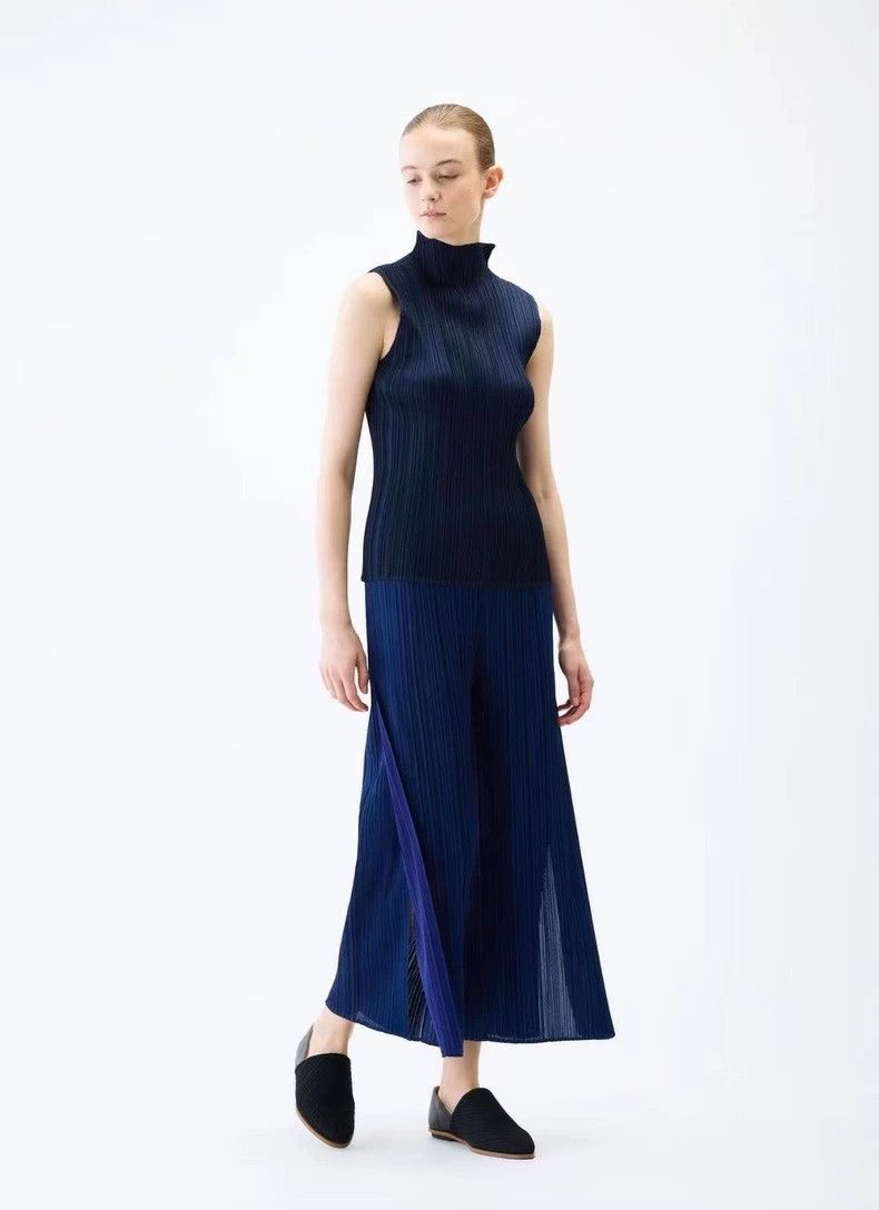 Issey Miyake Issey Miyake size:3 Black pleated color-blocked casual pan Size 23" - 3 Thumbnail