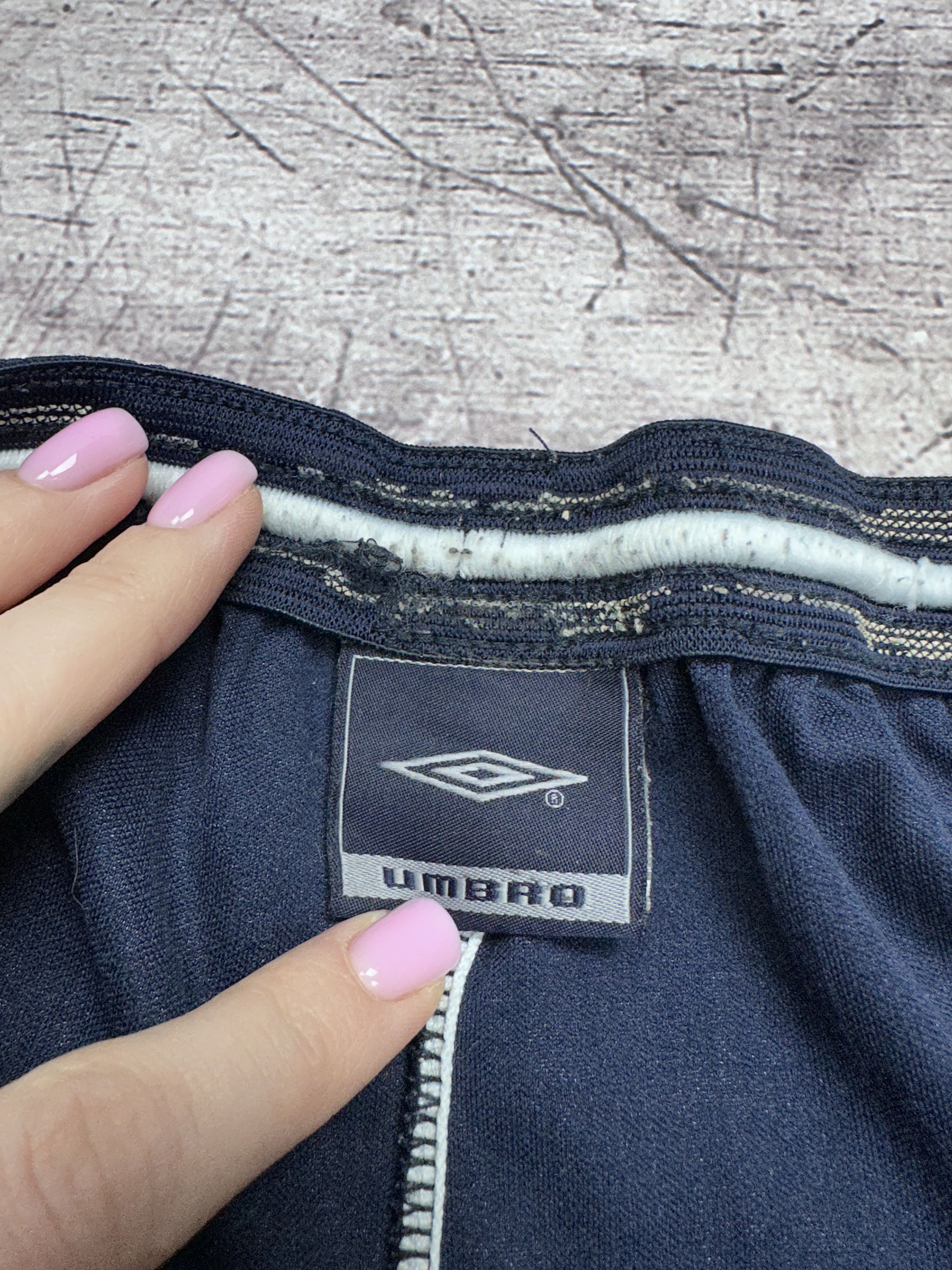 Umbro Umbro Vintage Mens Monogram Shorts Size US 34 / EU 50 - 5 Thumbnail