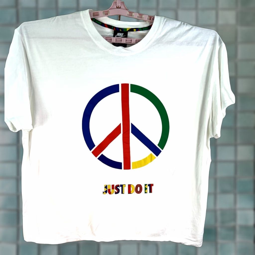 Nike Nike Rainbow Peace Sign T-Shirt Adult 2XL Short Sleeve Multicolor Graphic Print Mens Size US XXL / EU 58 / 5 - 1 Thumbnail