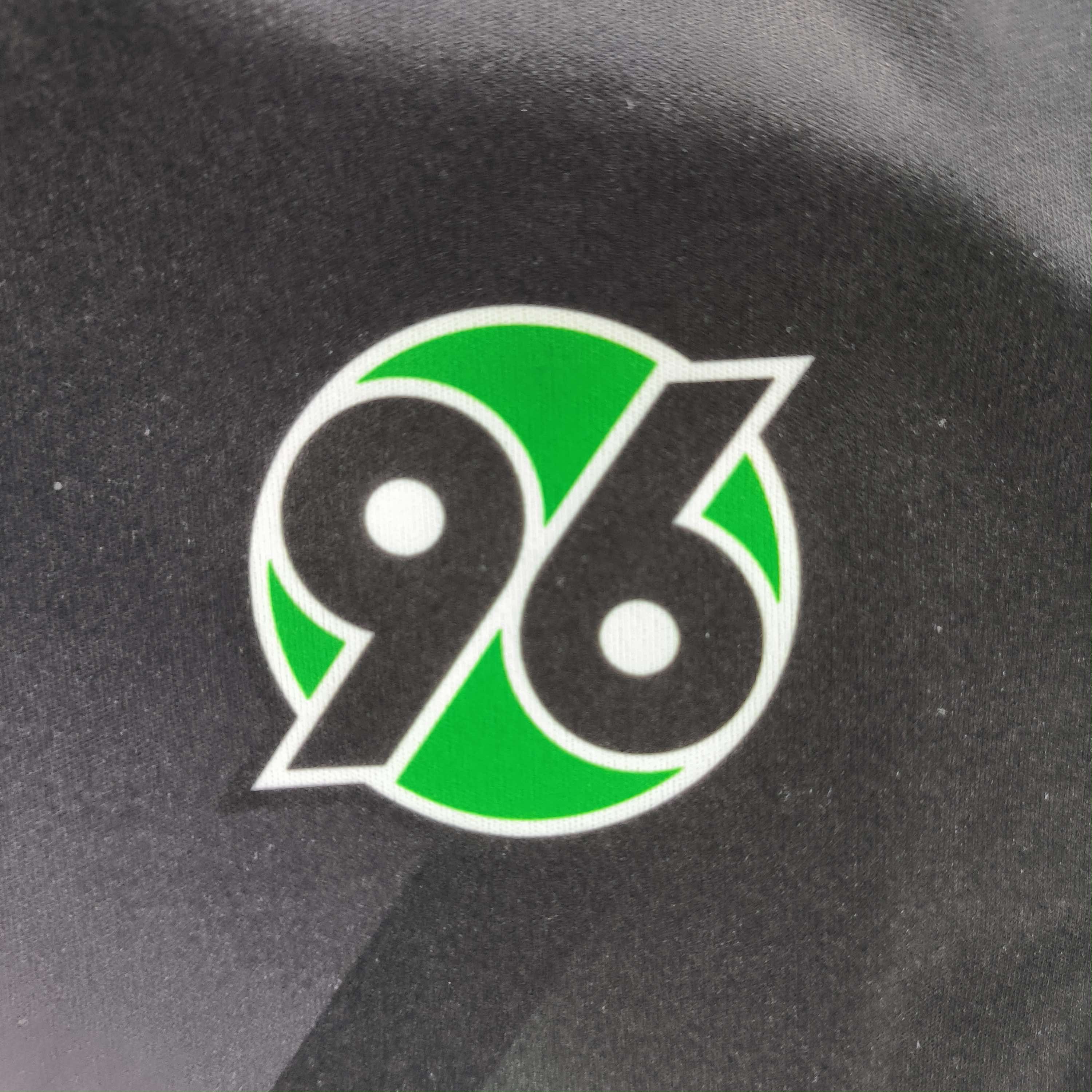 Macron Hannover 96 Macron training football jersey shirt size L Size US L / EU 52-54 / 3 - 4 Thumbnail