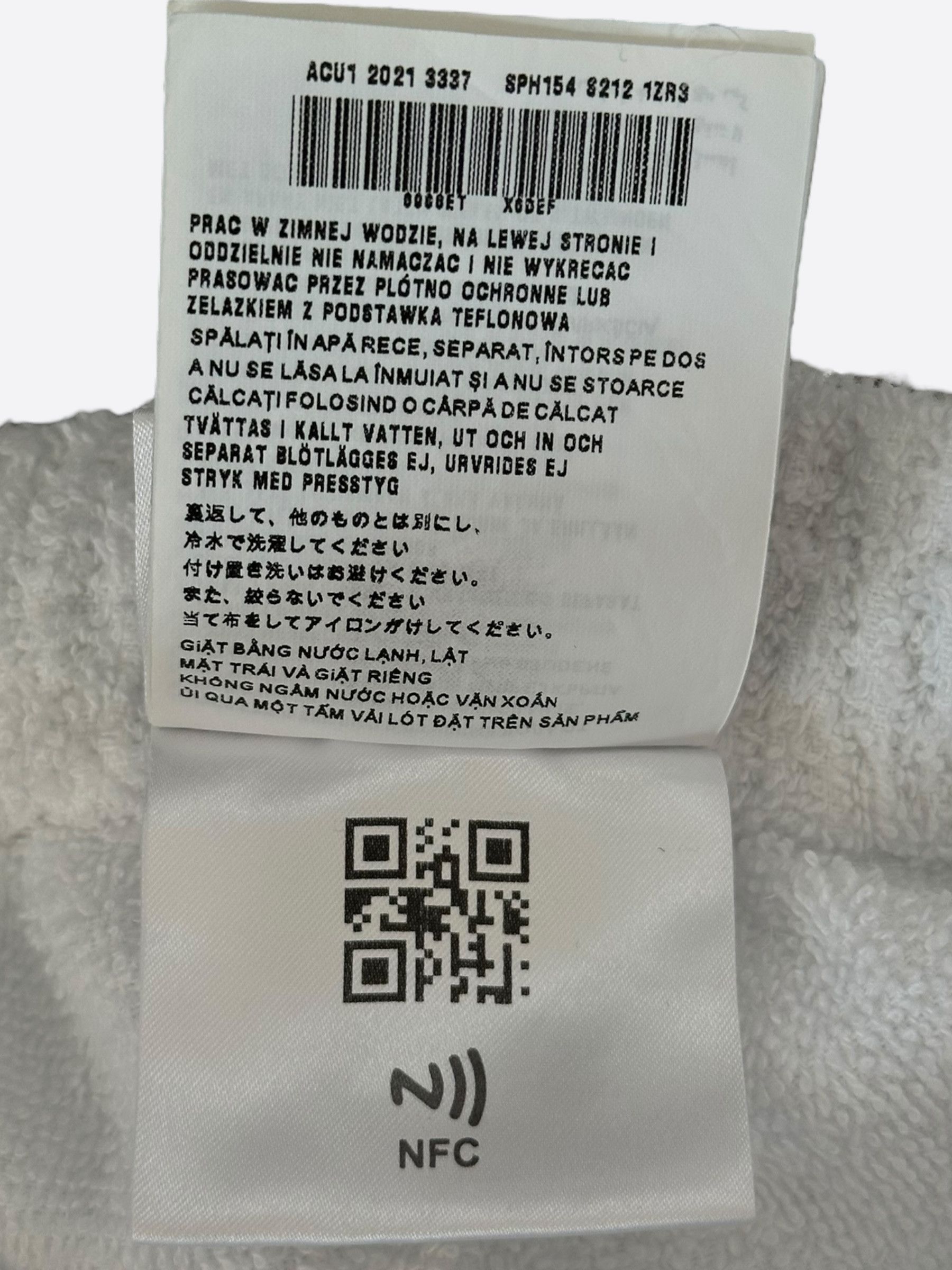Prada Prada White & Black Logo Towel Shorts Size US 38 / EU 54 - 7 Thumbnail