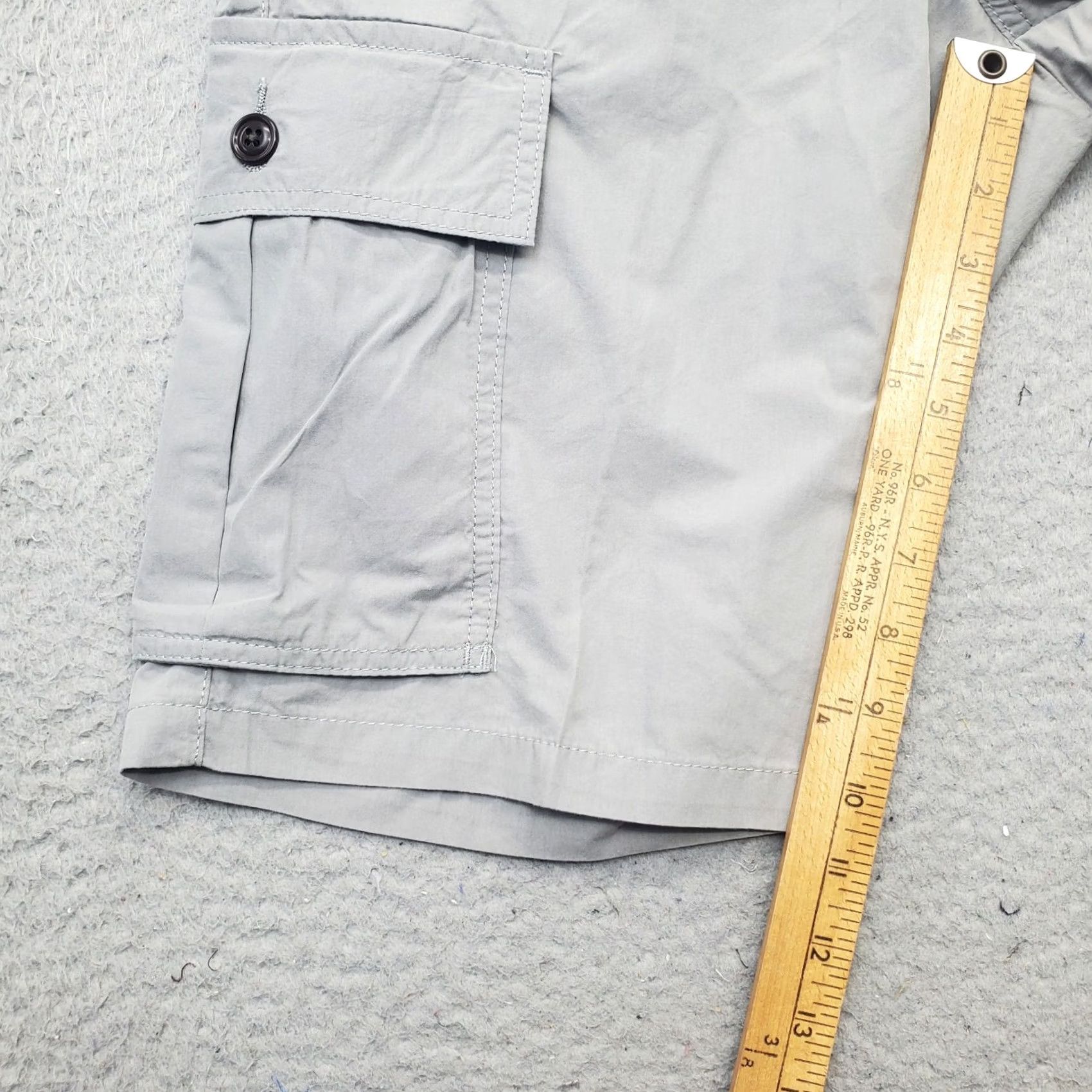 Dockers DOCKERS Mens Size 30 Gray Classic Fit Flat Front Lightweight Cargo Pocket Shorts Mens Size US 30 / EU 46 - 4 Thumbnail