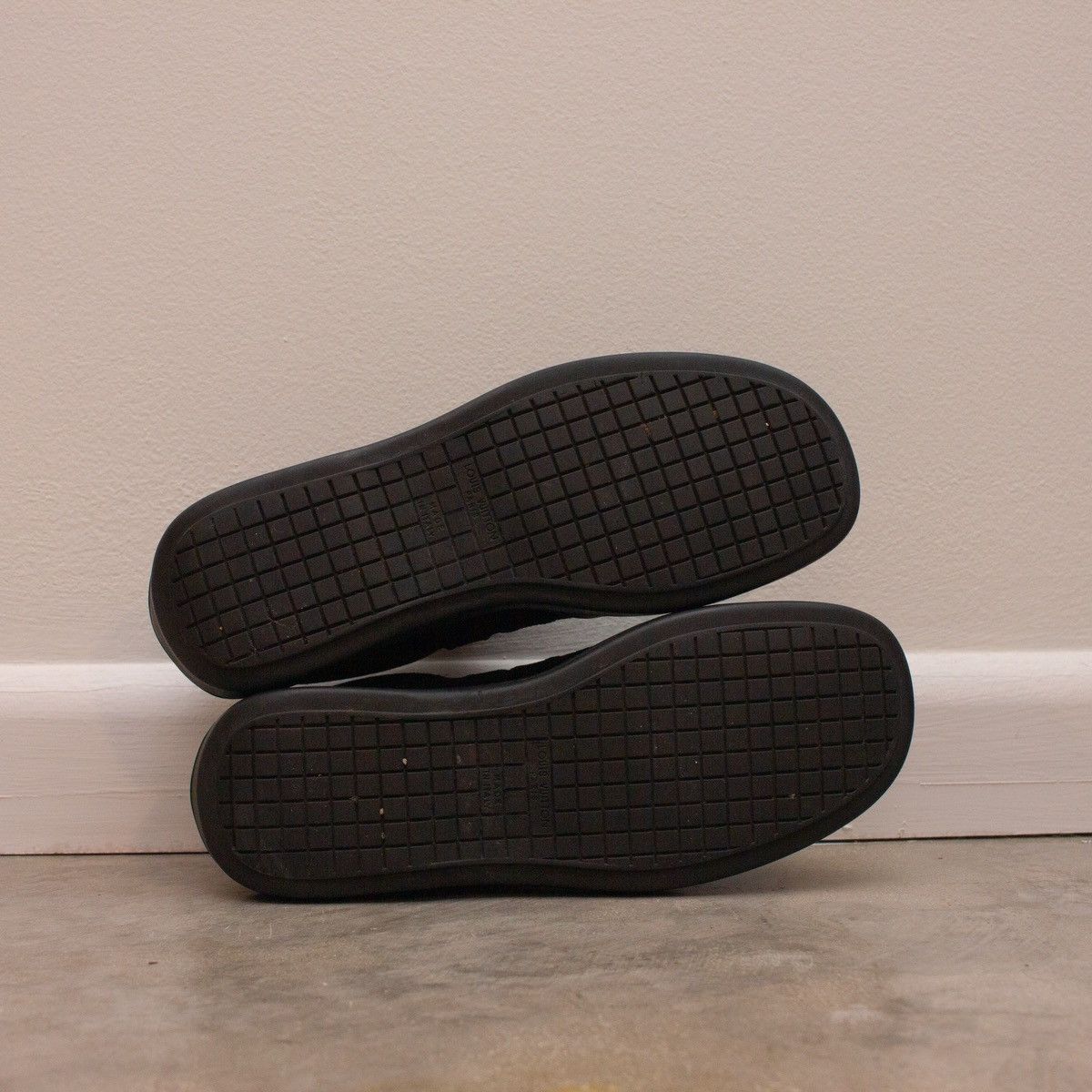 Louis Vuitton Louis Vuitton Leather & Suede Leather Shoes 9 Men's Black Size US 9 / EU 42 - 15 Thumbnail