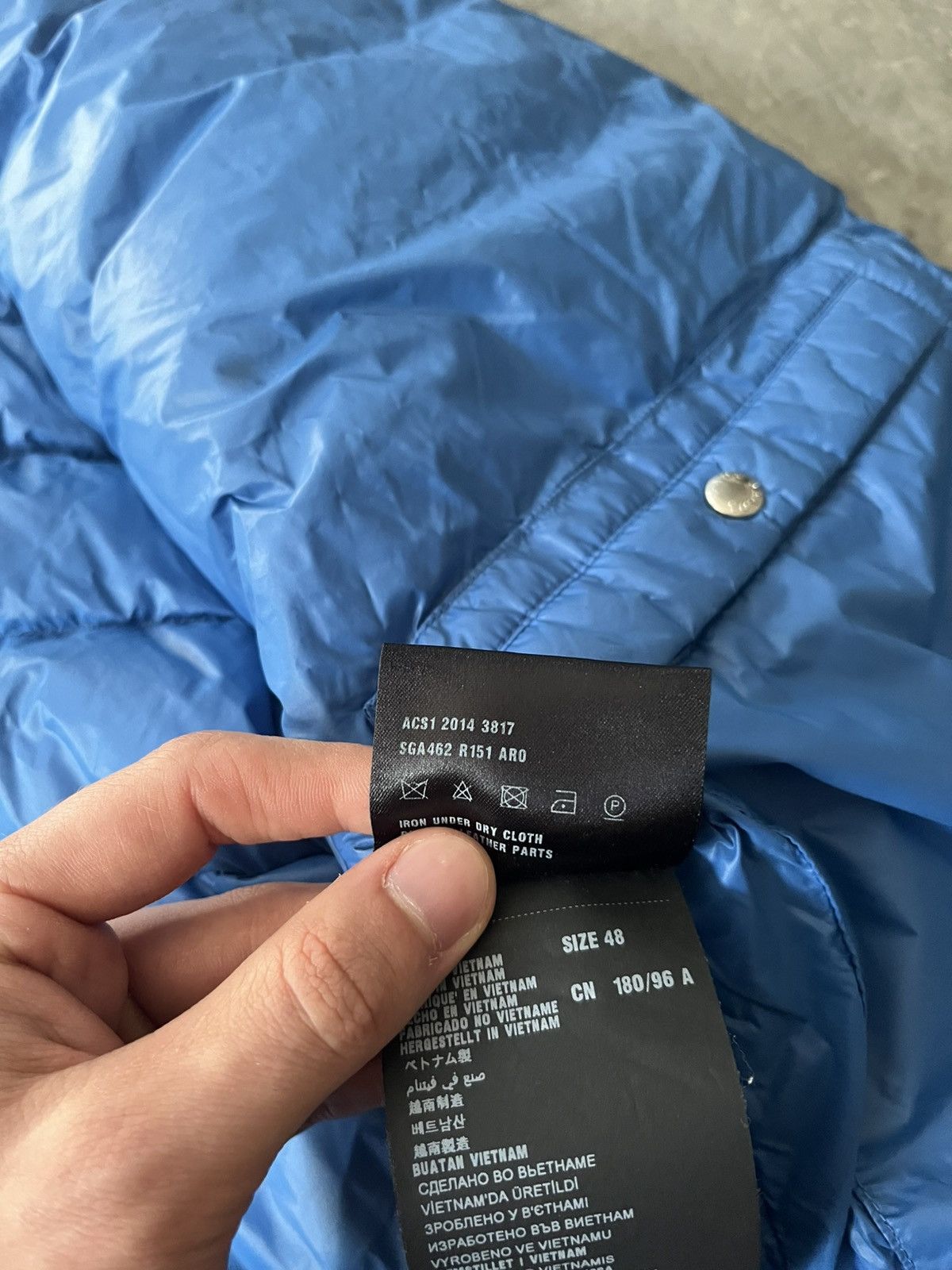 Prada Prada blue light puffer jacket logo rare Size US M / EU 48-50 / 2 - 21 Thumbnail