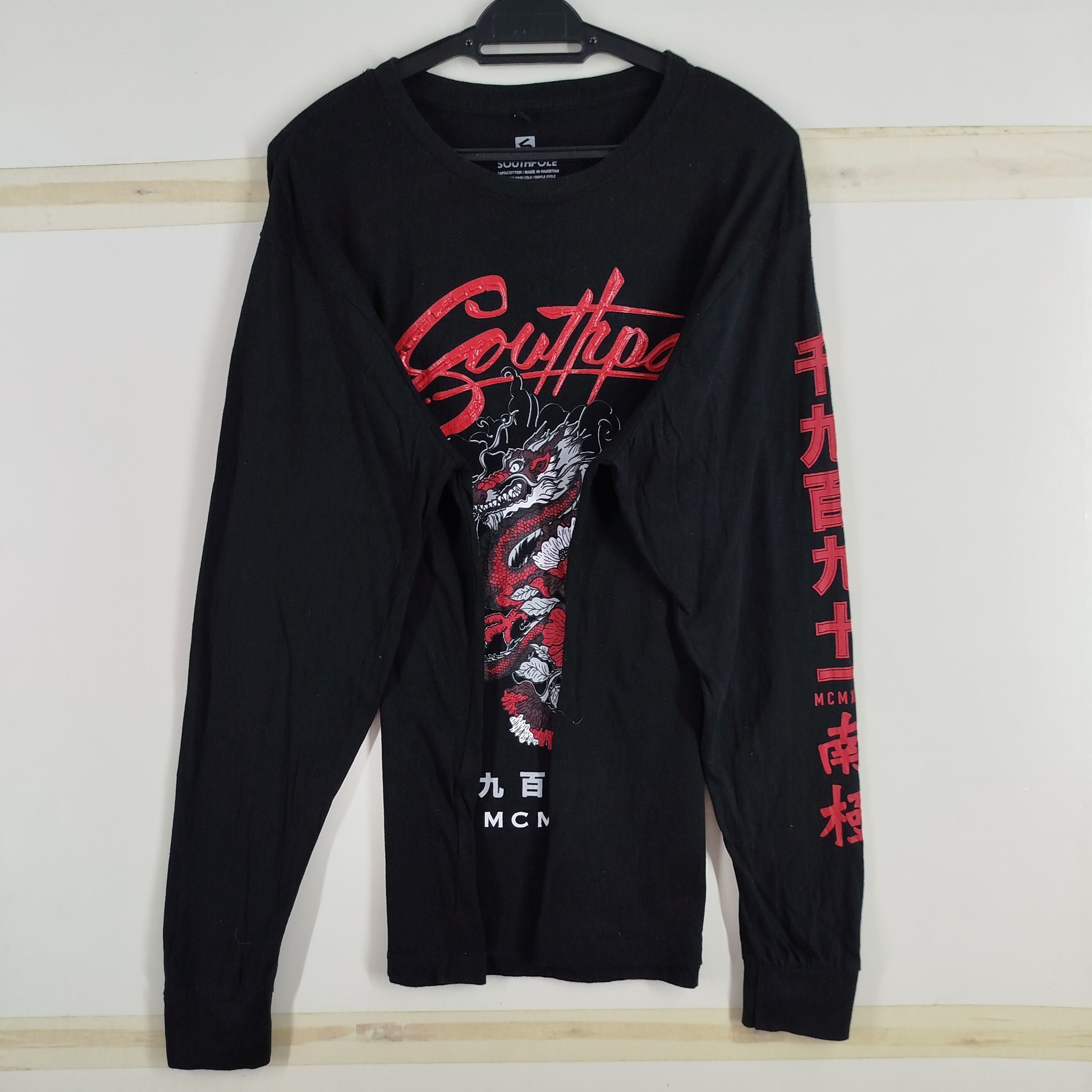 Designer × Japanese Brand × Southpole Southpole Big Spell Out Big Print Dragon Size US M / EU 48-50 / 2 - 6 Thumbnail