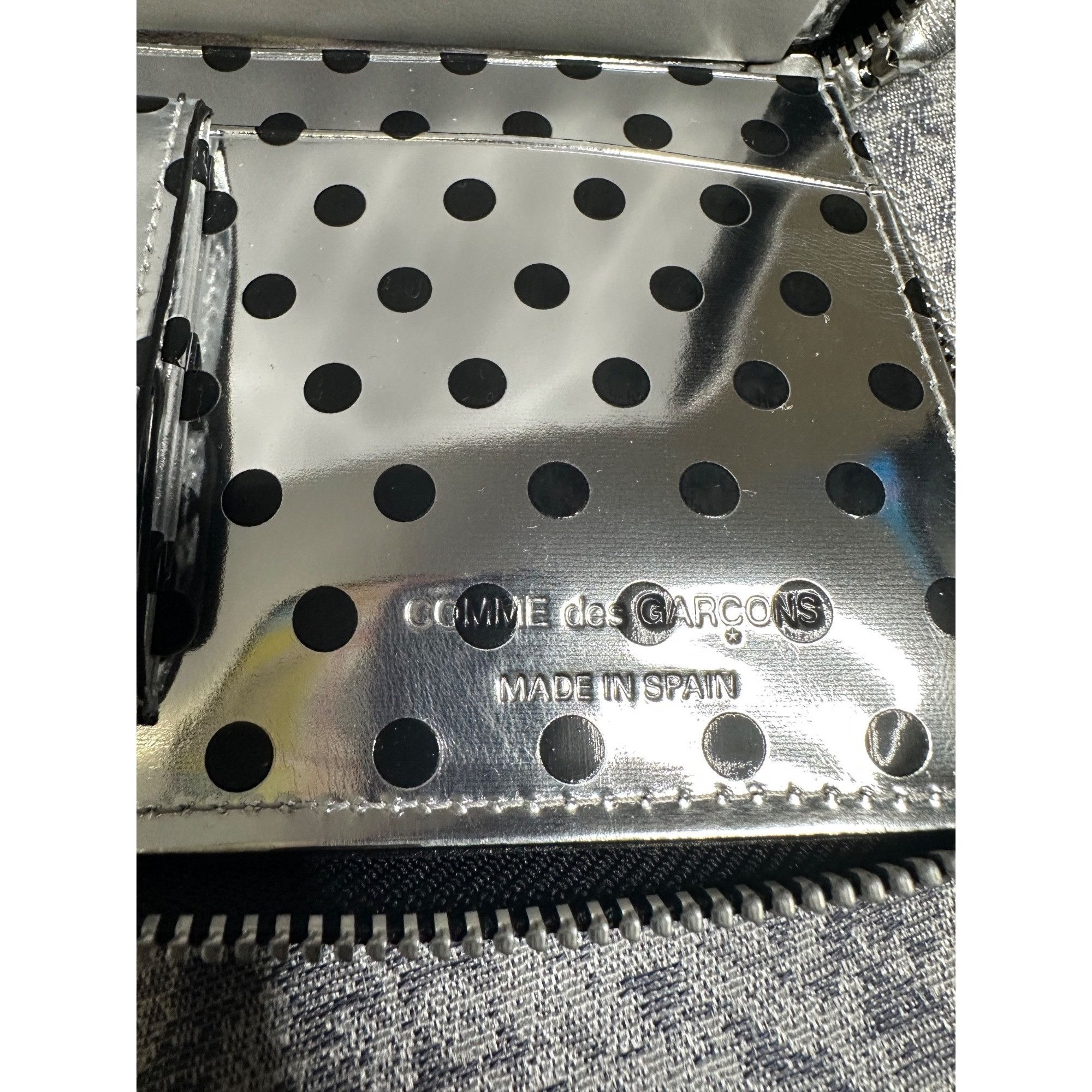 Comme des Garcons Comme Des Garçons Polka Dot Patent Wallet Size ONE SIZE - 3 Thumbnail