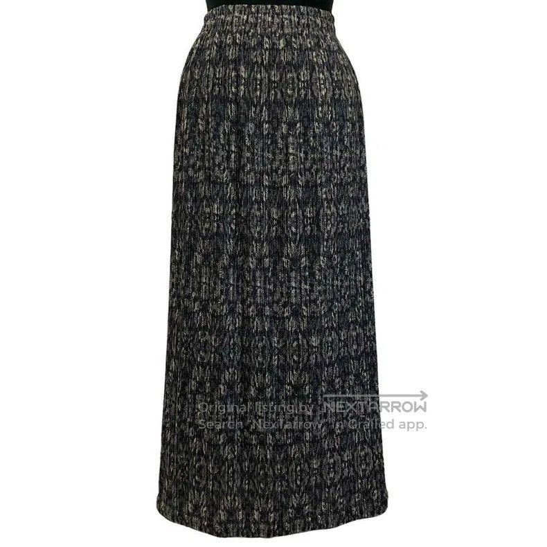 Issey Miyake Issey Miyake Black Midi Skirt Size 26" / US 2 / IT 38 - 1 Thumbnail