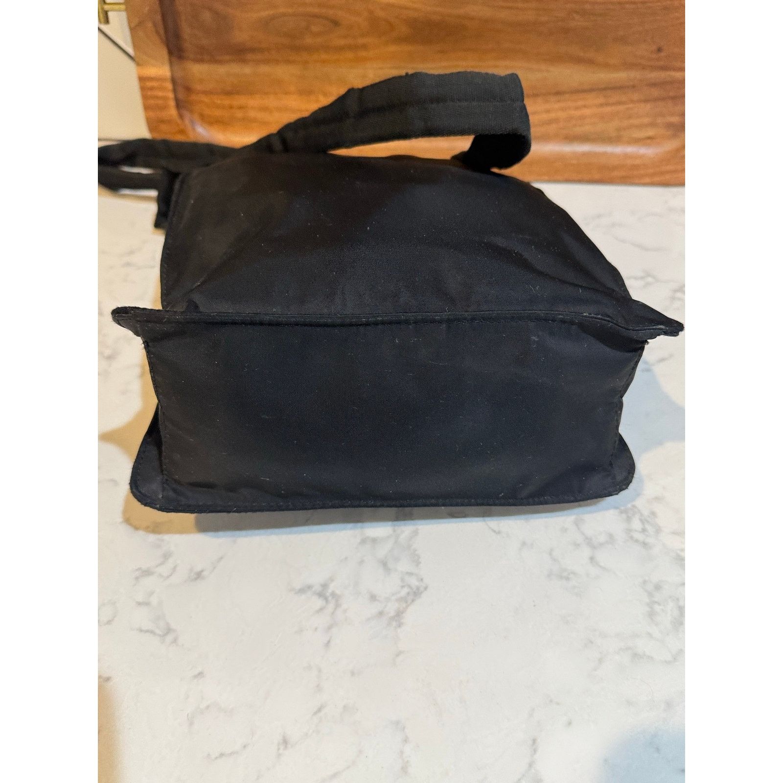 Guess vintage Guess triangle logo nylon shoulder crossbody bag Size ONE SIZE - 11 Thumbnail