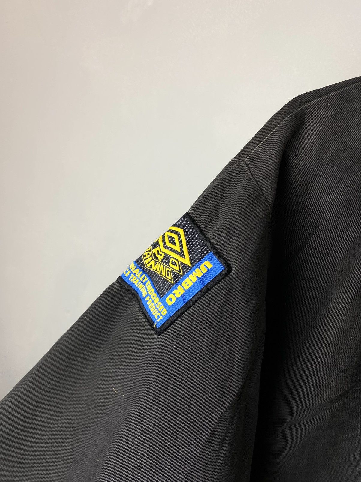 Umbro Rare! 1990s Vintage Umbro Pro Training Jacket Bomber Jersey Size US L / EU 52-54 / 3 - 17 Thumbnail