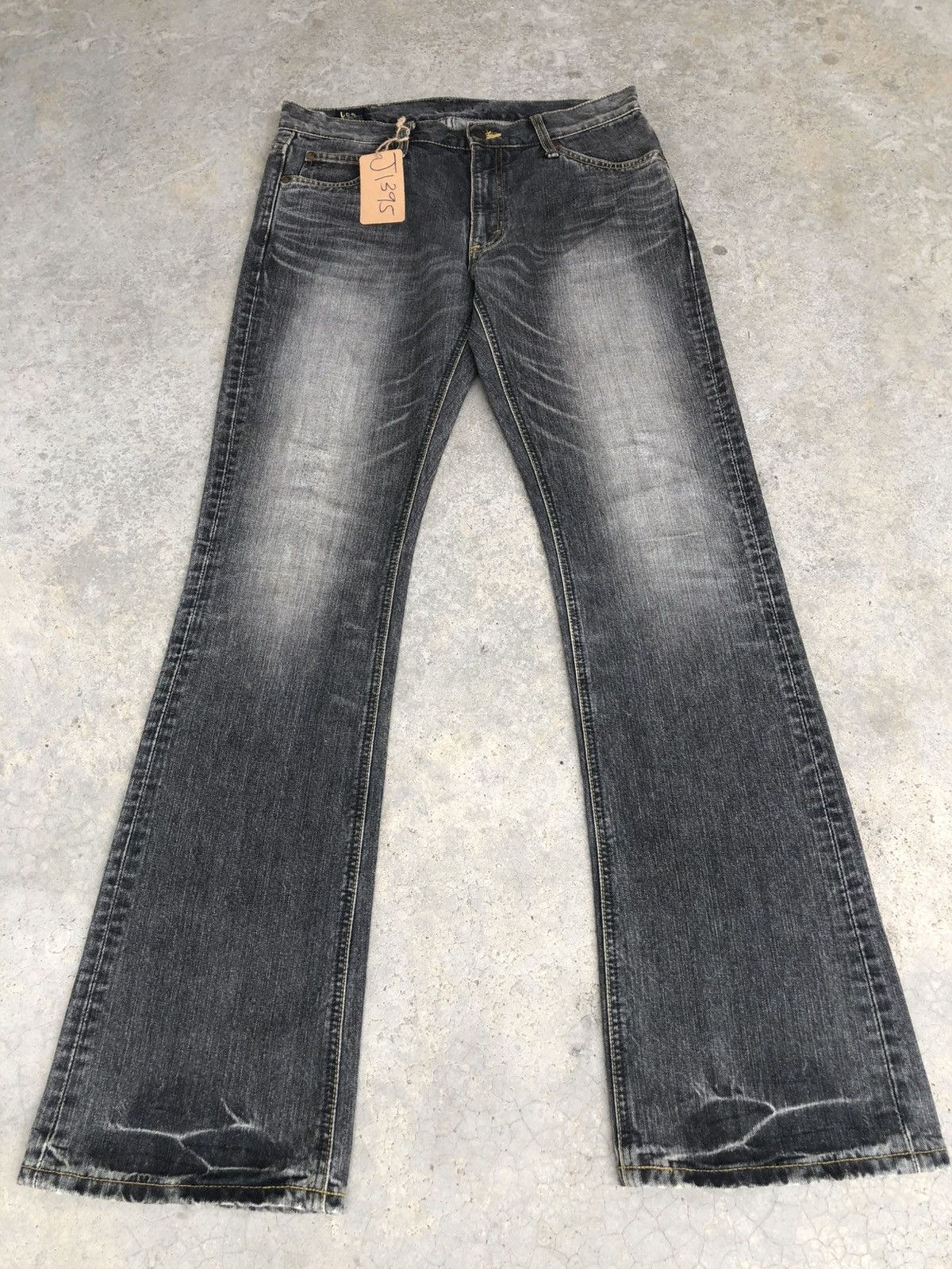 If Six Was Nine Lee Flared Jeans Bootcut Distressed Jeans Size US 33 - 1 Thumbnail